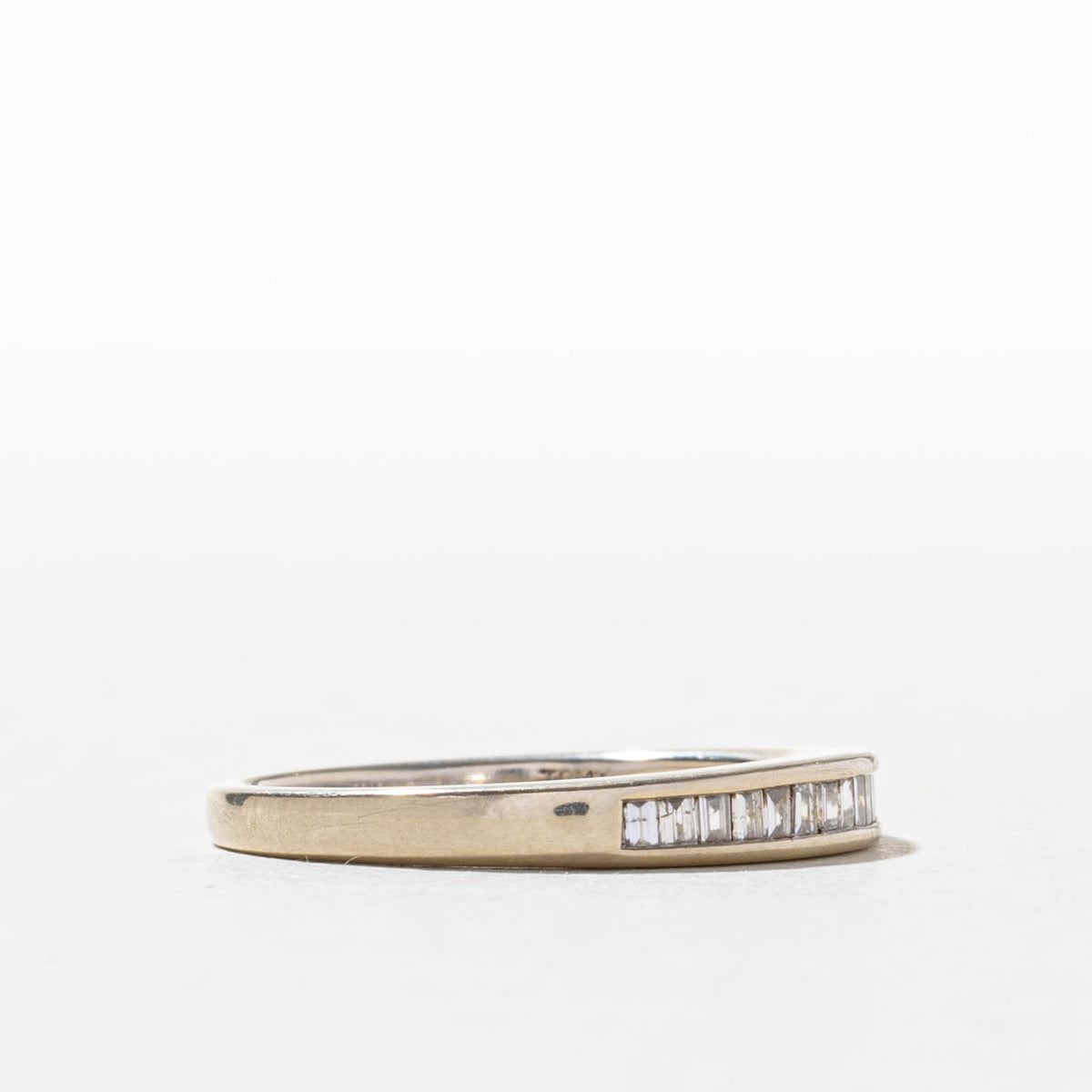 14k Baguette Cut Channel Set Diamond Band | SZ 6.75