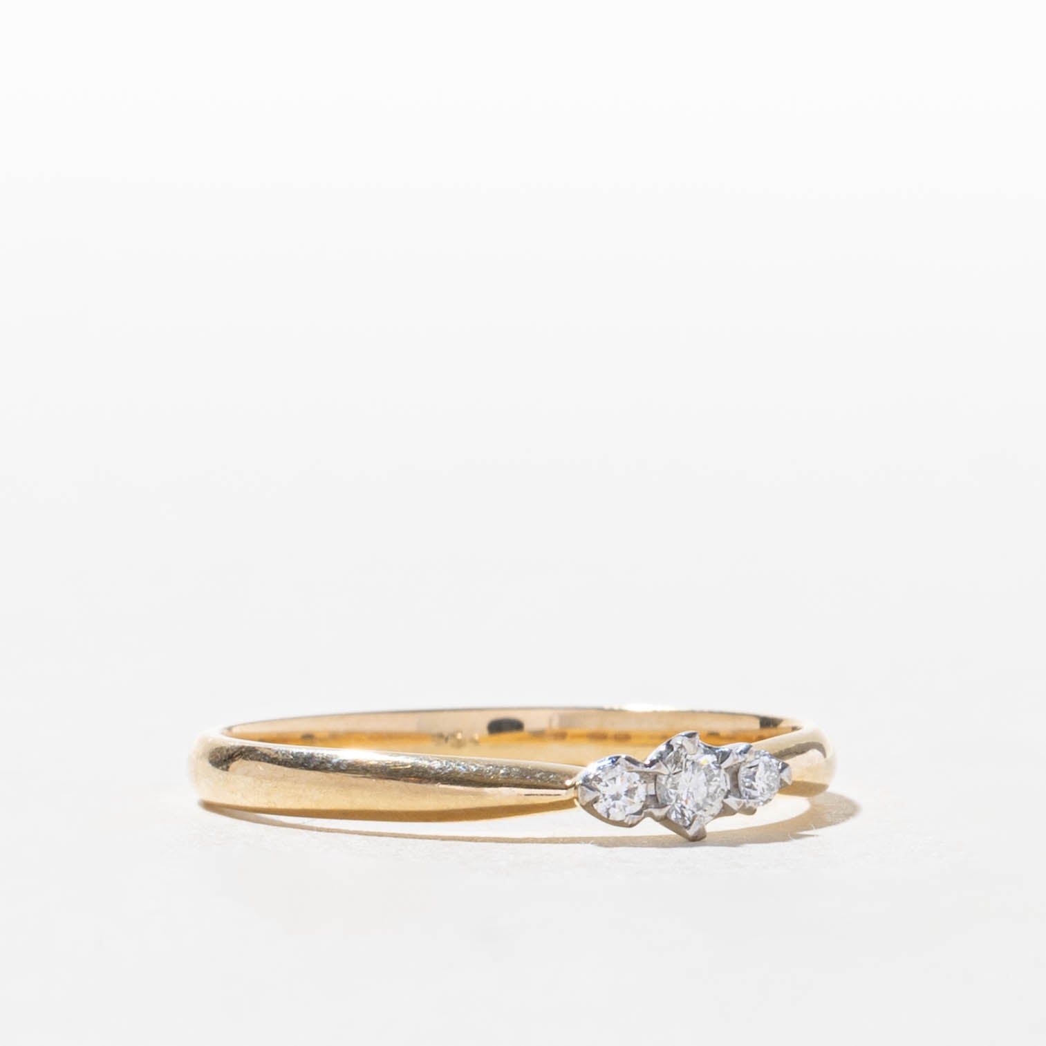 14k Three Stone Diamond Petite Ring | SZ 8.75