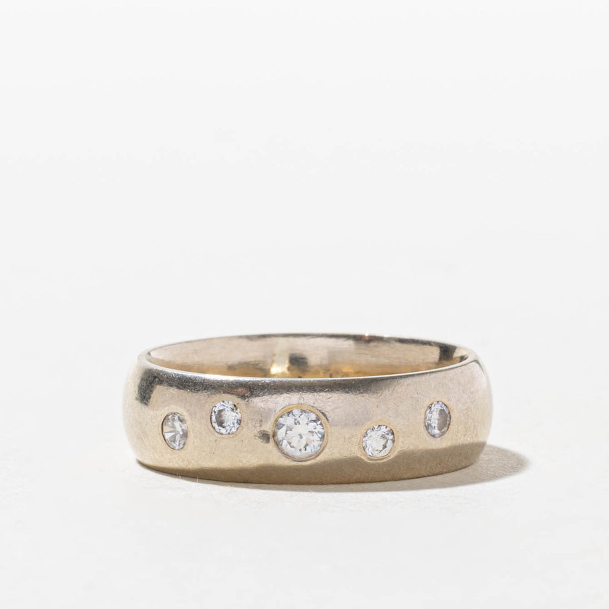 14k Flush Set Scattered Diamond Band | 5.00mm | SZ 3.5