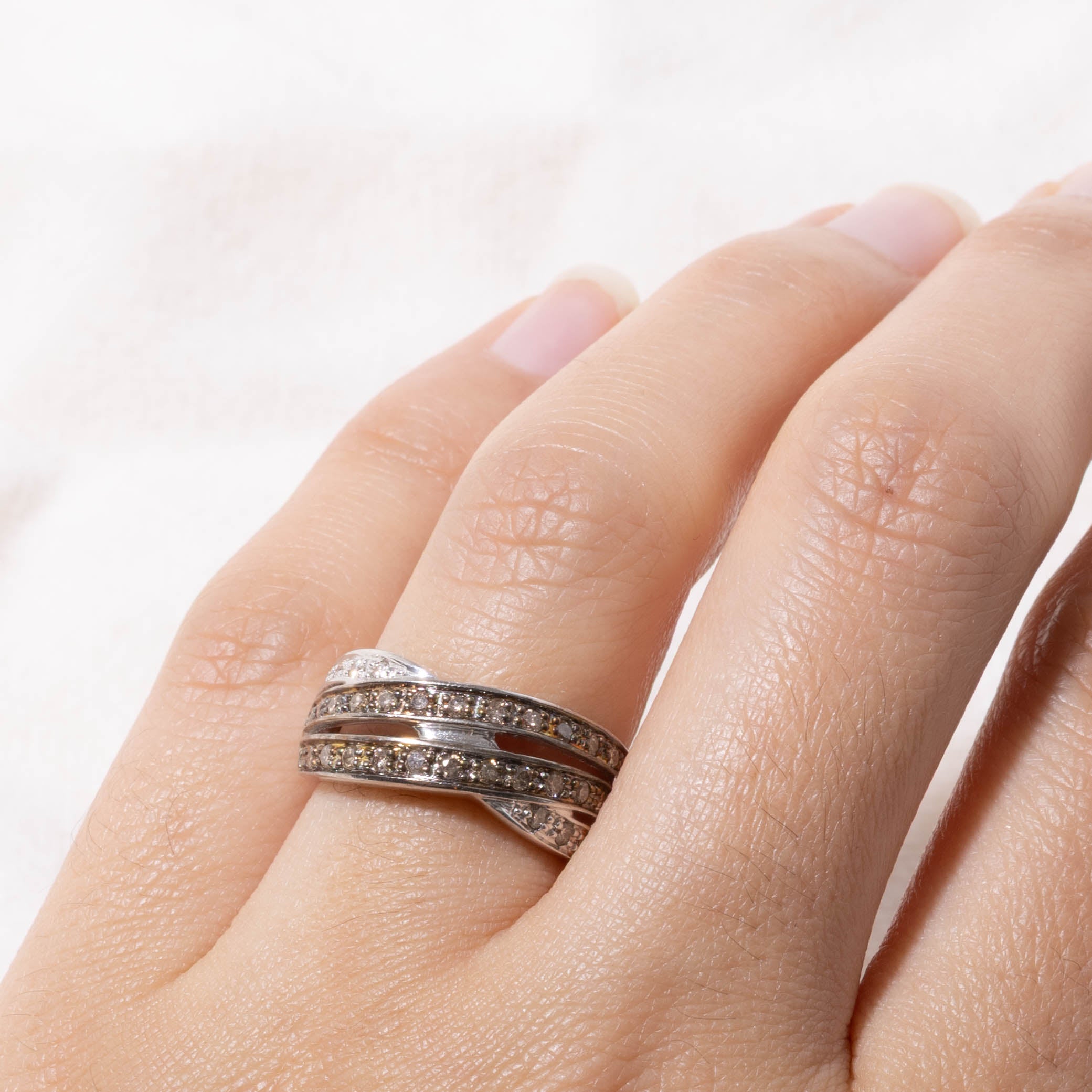14k Diamond Double Row Crossover Ring | SZ 6.25