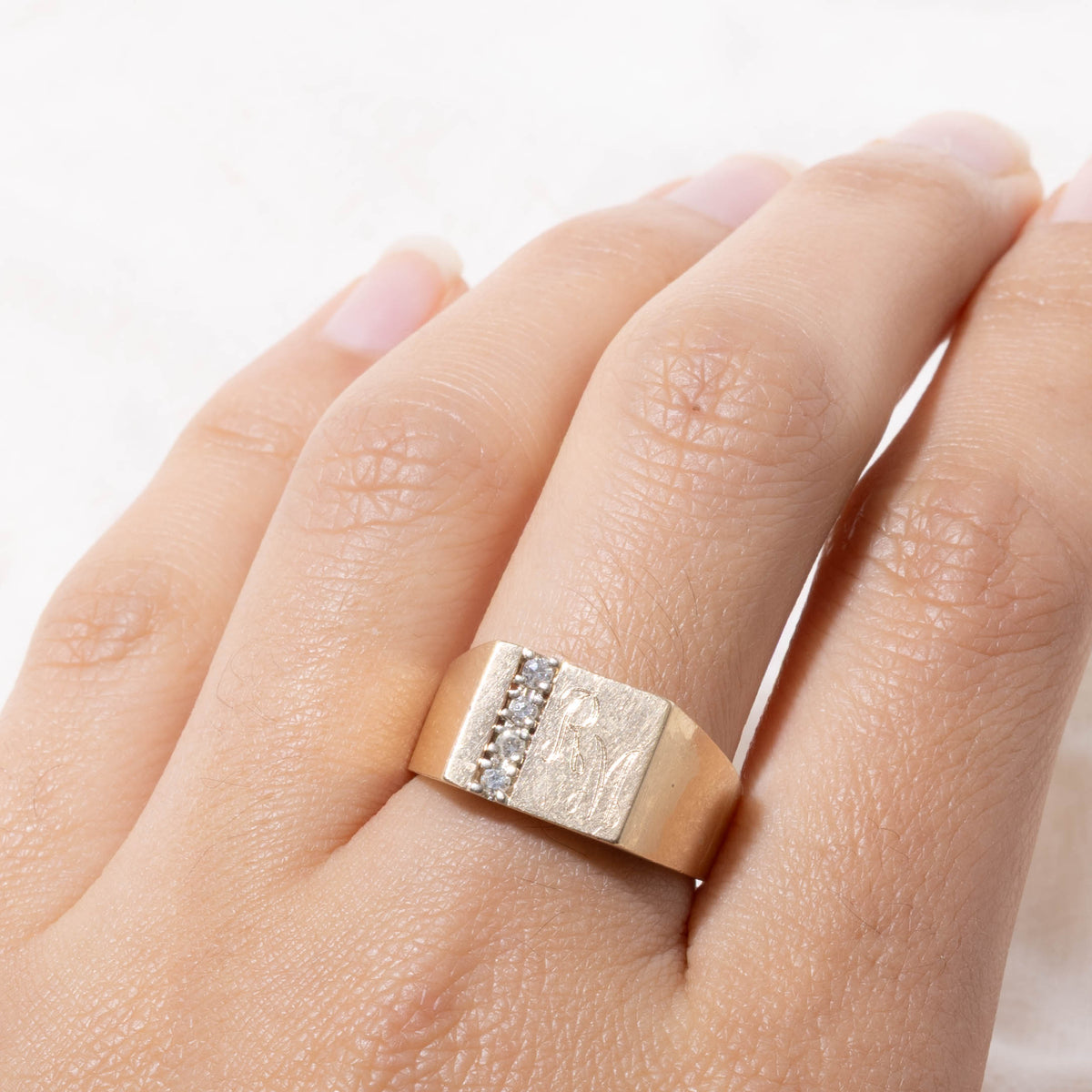 10k Diamond "RM" Initial Engraved Signet Ring | SZ 7.75