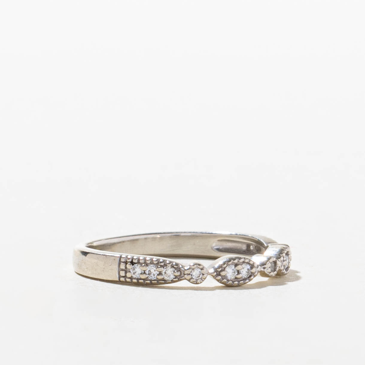 14k Diamond Marquise Patterned Milgrain Band | SZ 5.25