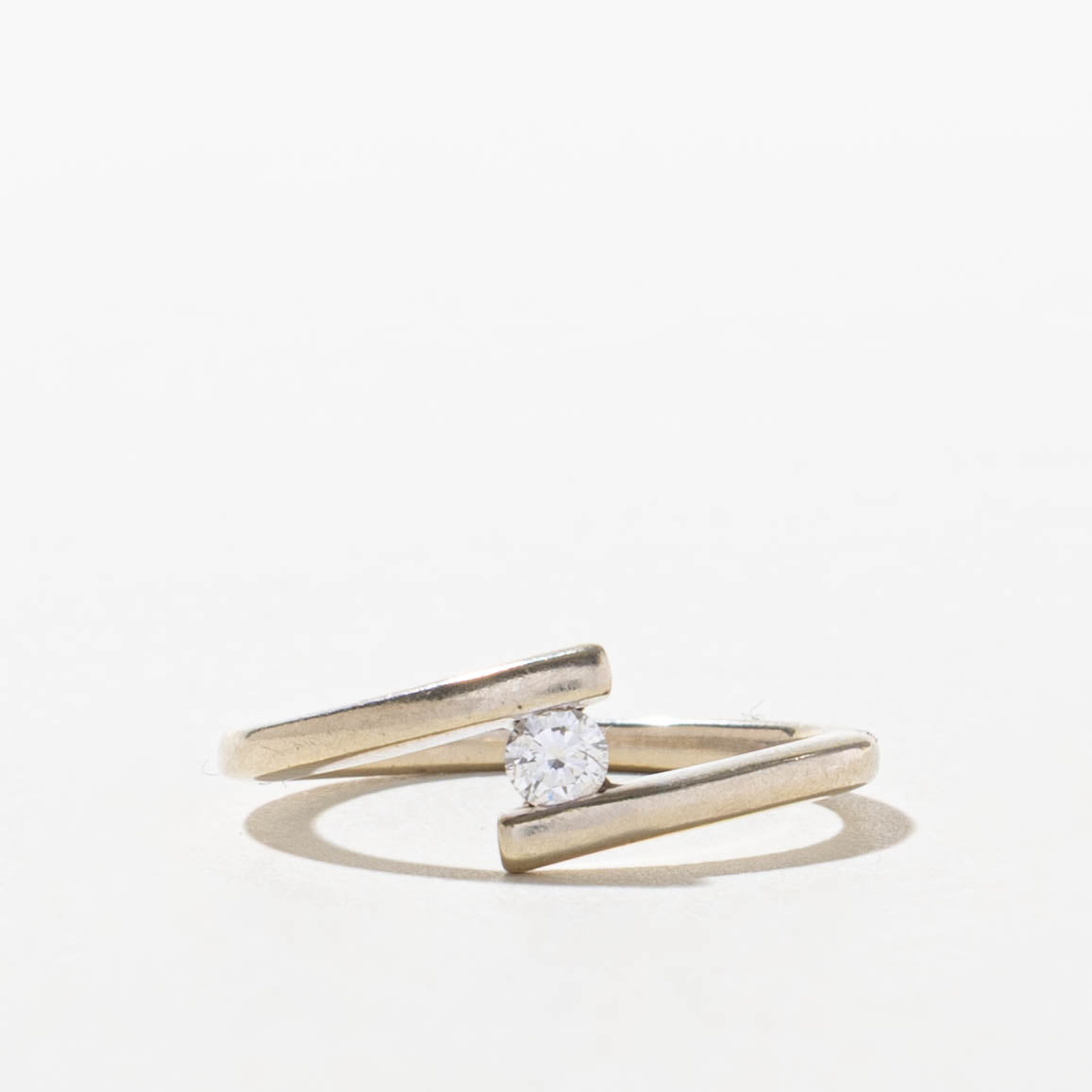 14k Round Brilliant Diamond Bypass Ring | SZ 4.25
