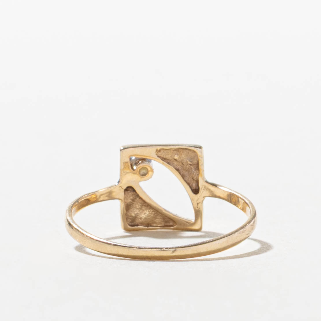 10k Single Diamond Geometric Ring | SZ 4.5