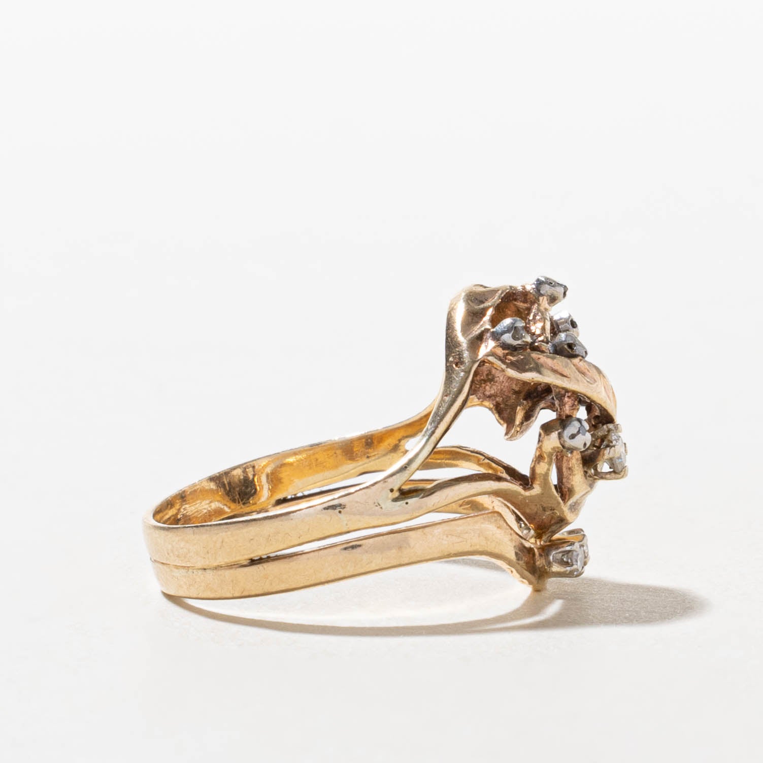 10k Scattered Diamond Abstract Ring | SZ 7.5