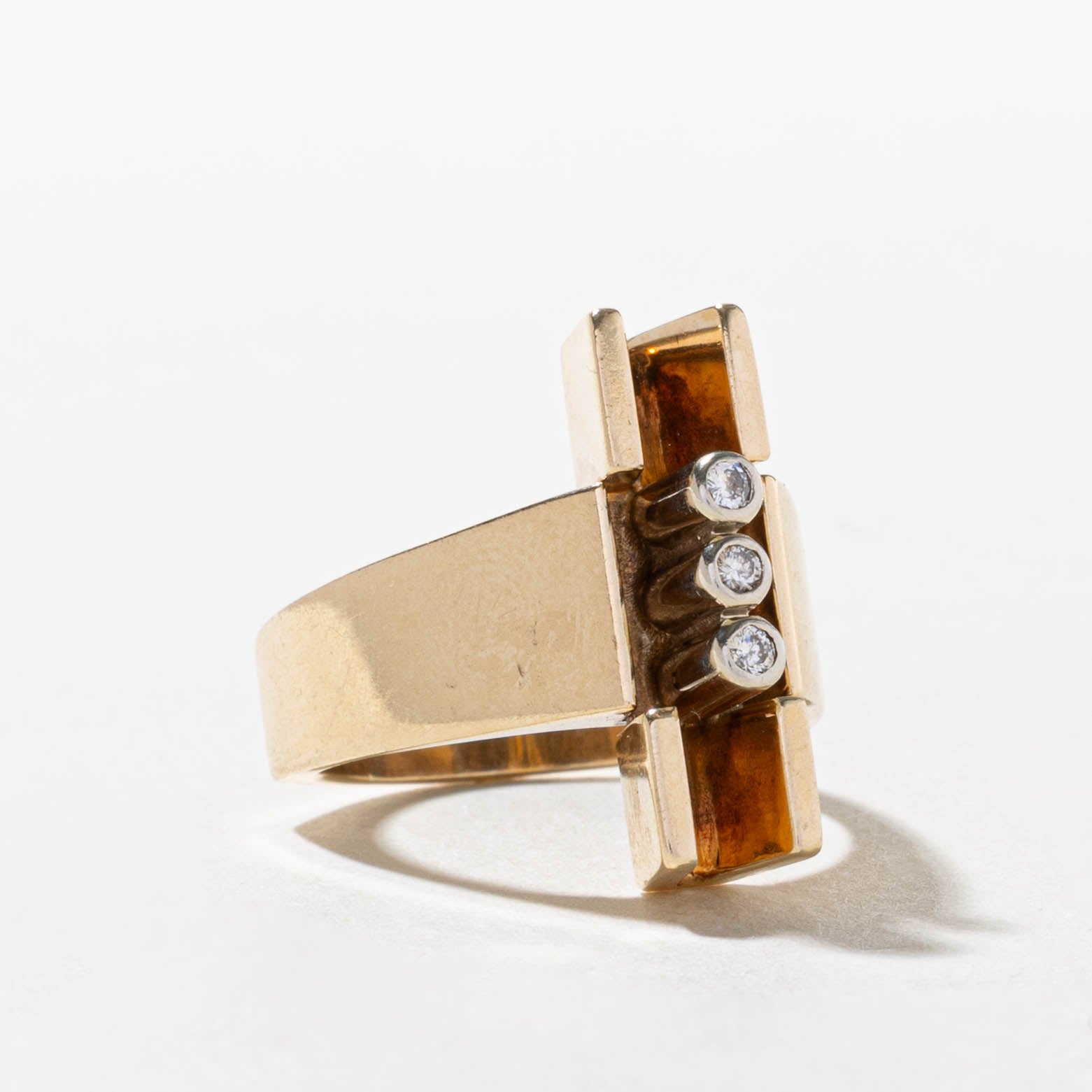 10k Bezel Set Diamond Bar Ring | SZ 7.5