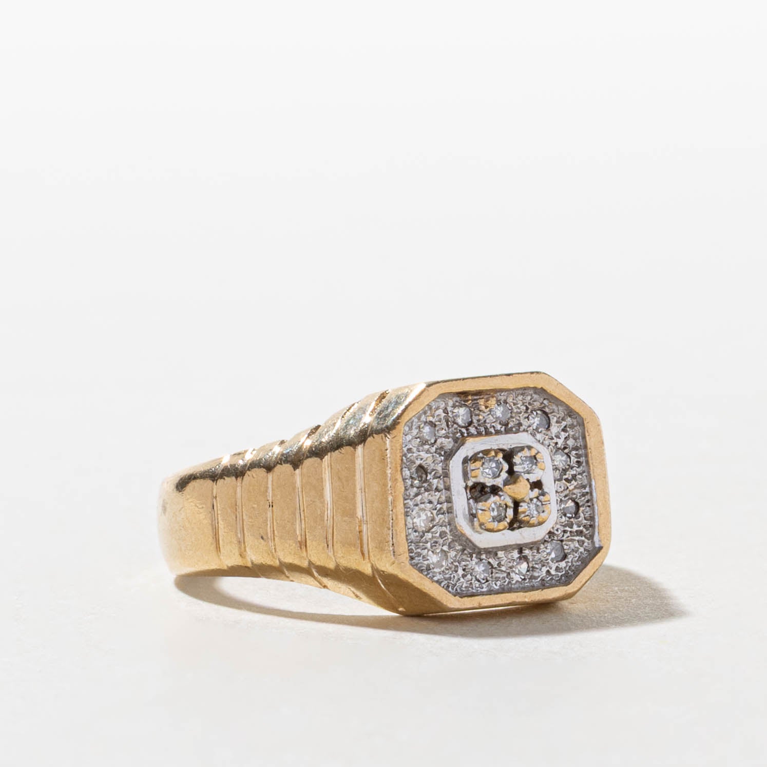 10k Illusion Set Diamond Halo Geometric Grooved Signet Ring | SZ 9
