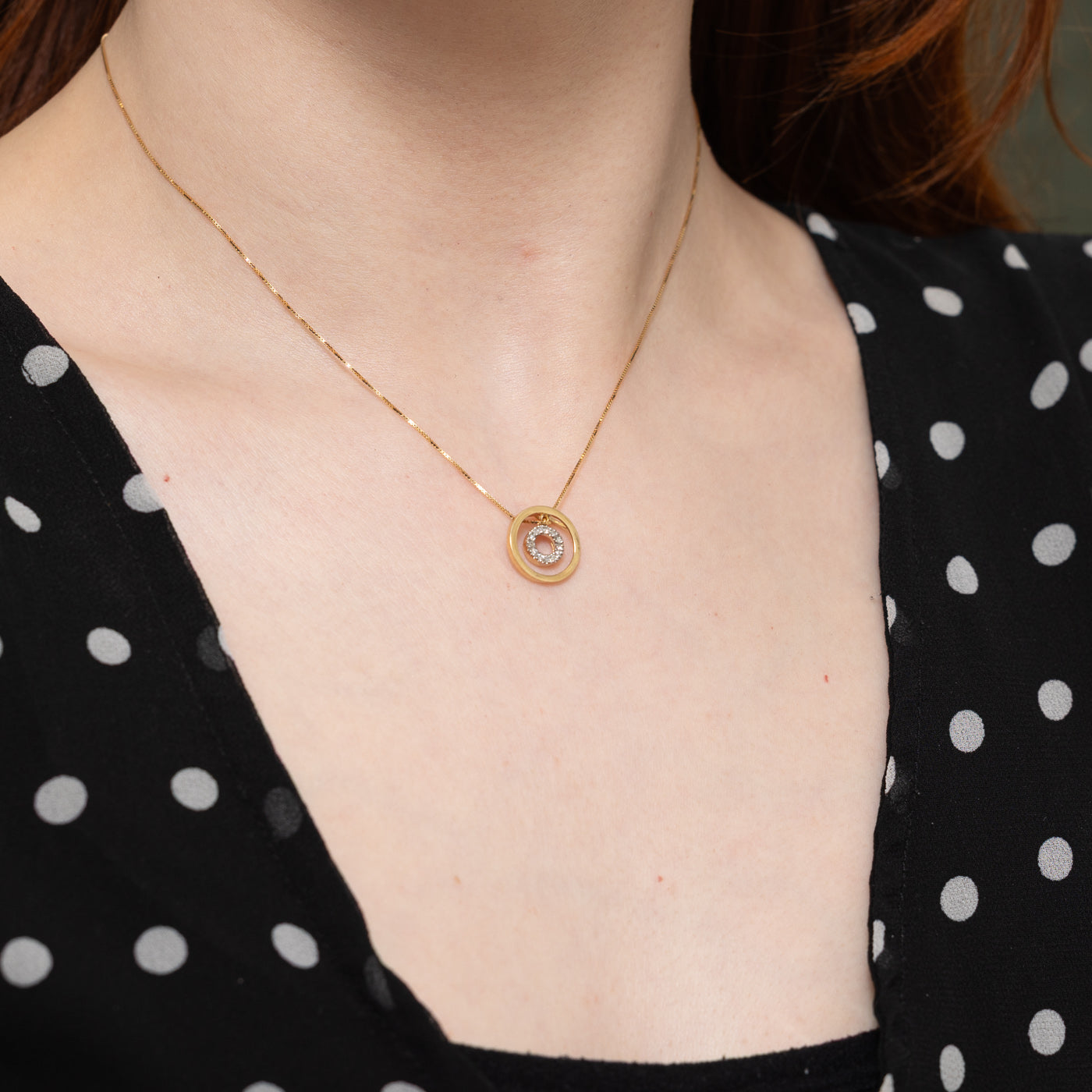 14k Eternity Diamond Openwork Circle Pendant Necklace | 16"