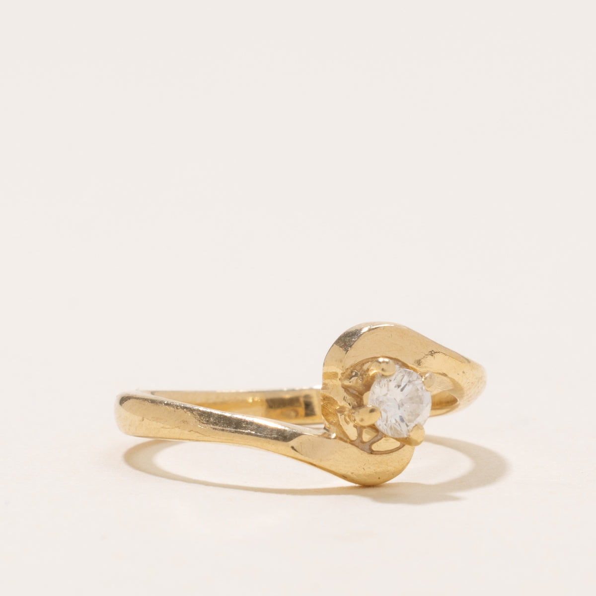 13k Solitaire Diamond Petite Bypass Ring | SZ 3.5
