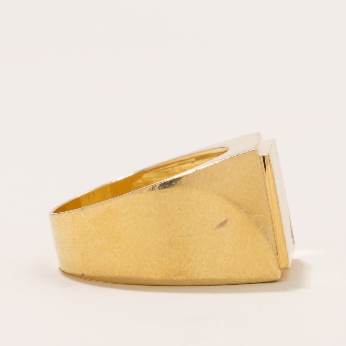 18k Corner Diamond Matte Signet Ring | SZ 7.5