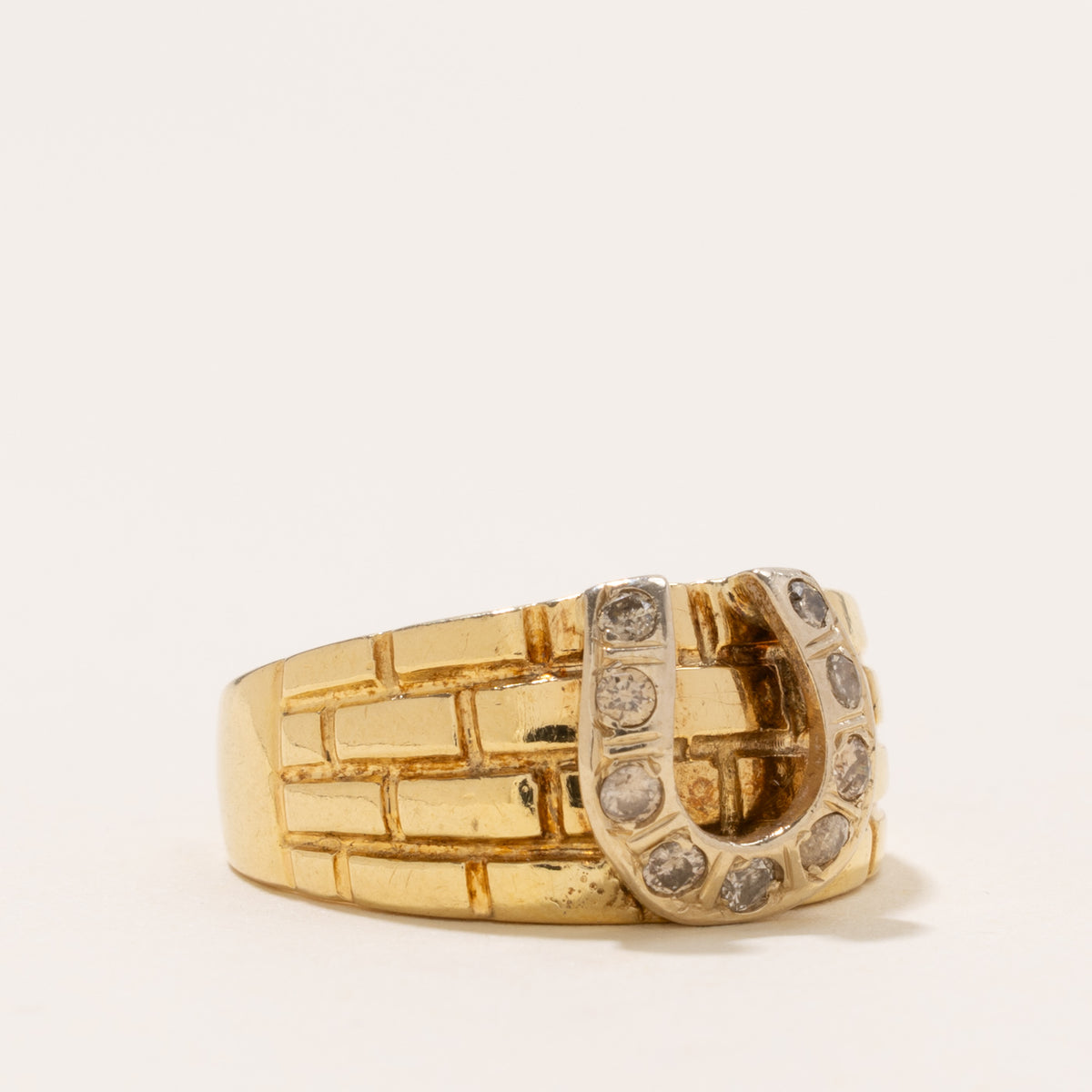 18k Diamond Grooved Horseshoe Ring | SZ 7