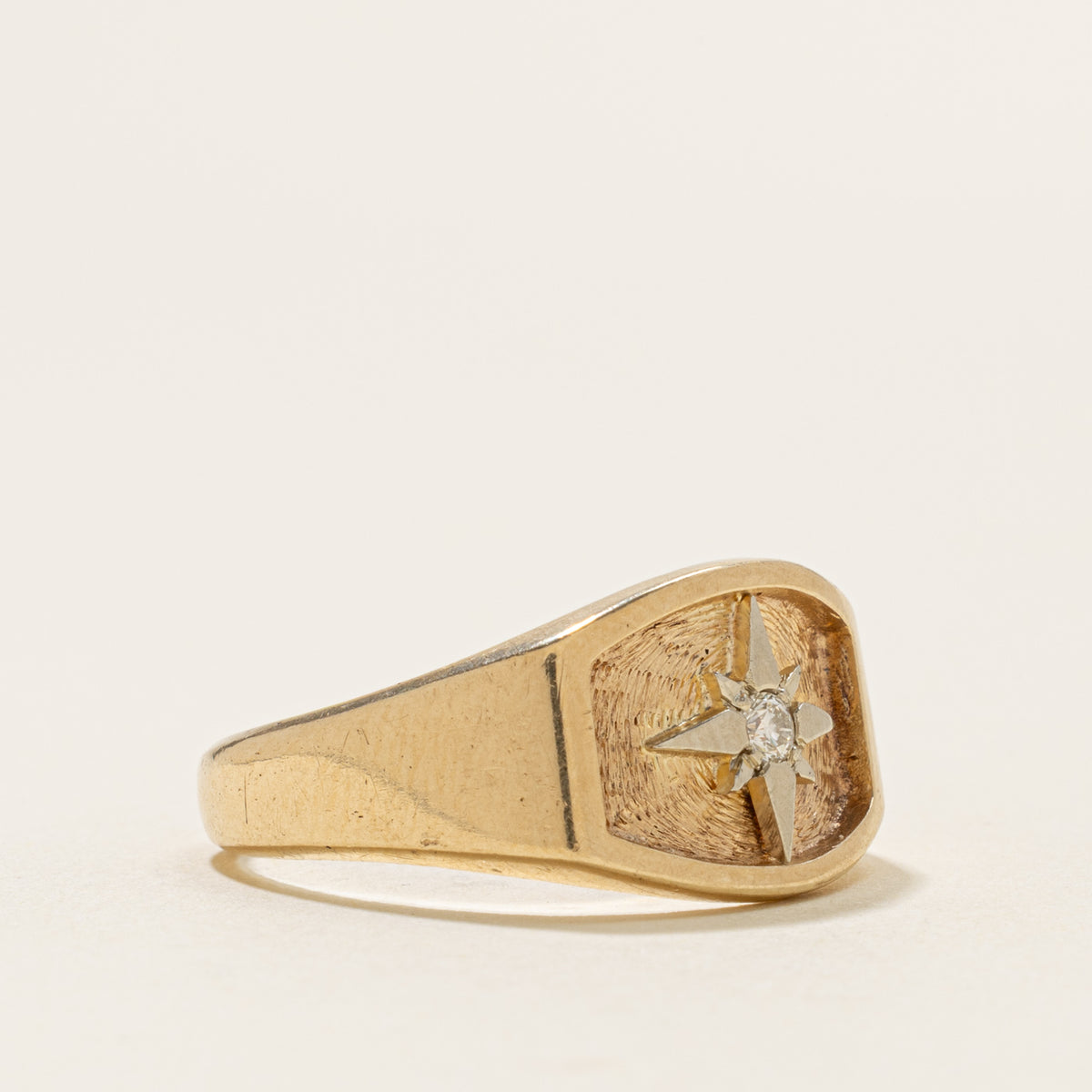 Vintage Canadian Star Set Diamond Textured Signet Ring | SZ 12
