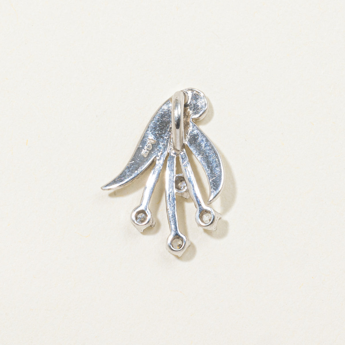 14k Diamond Textured Floral Pendant