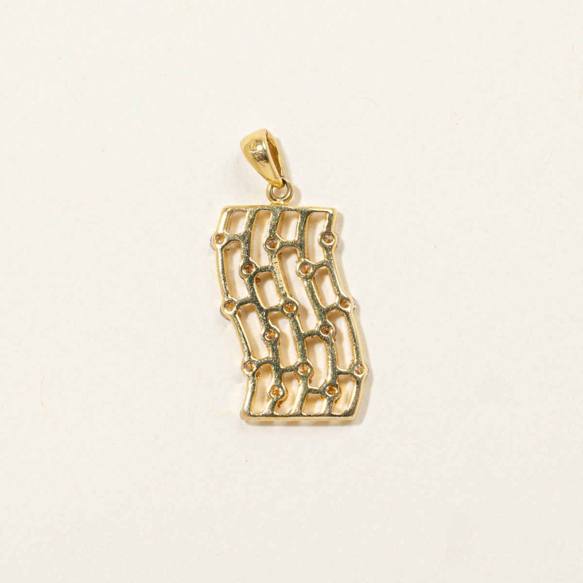 18k Diamond Wavy Columns Pendant
