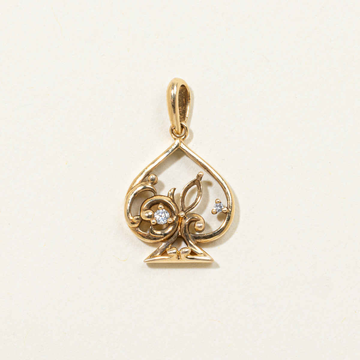 18k Diamond Openwork Floral Spade Pendant
