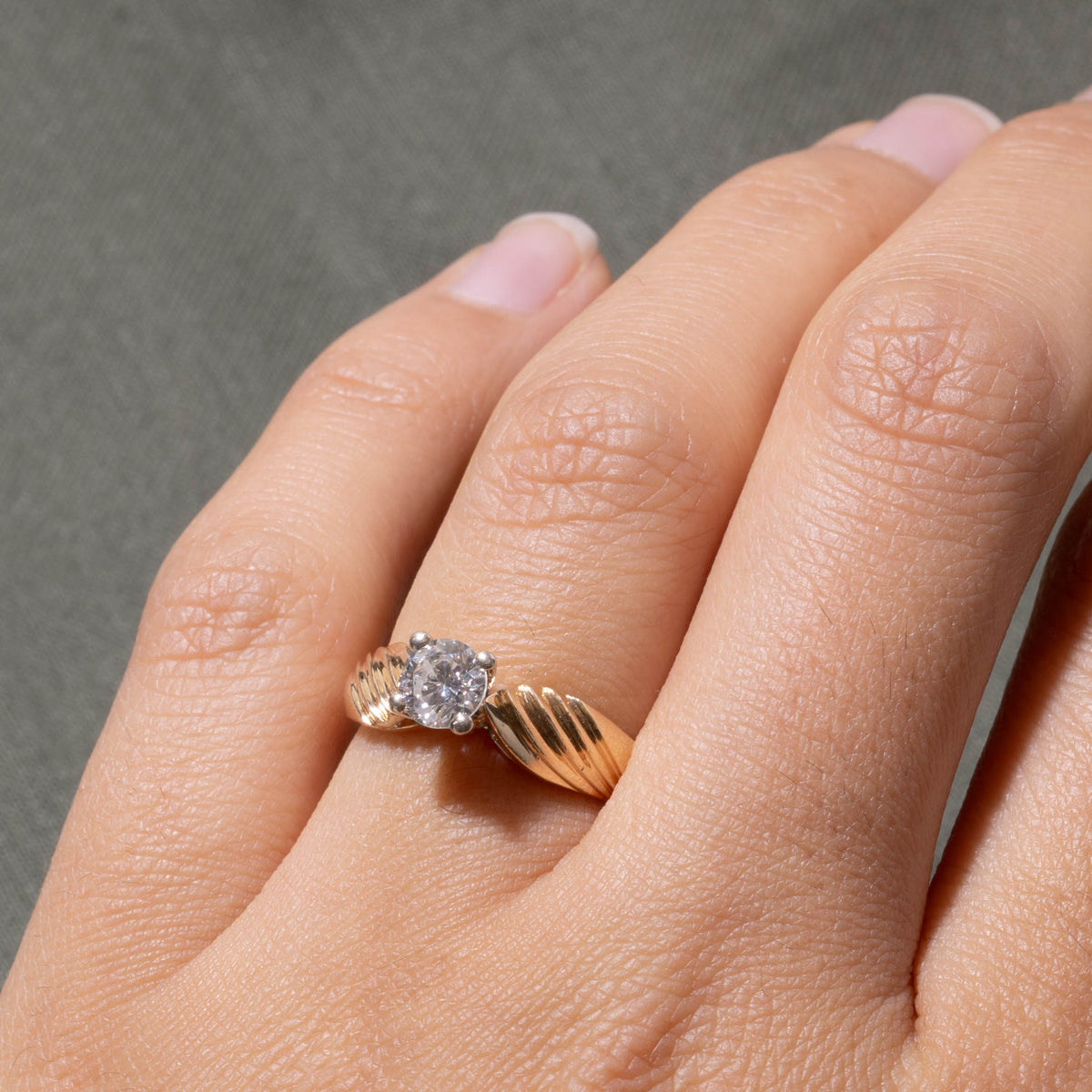 14k Solitaire Diamond Grooved Ring | 0.52ct VS2 G/H | SZ 6.25