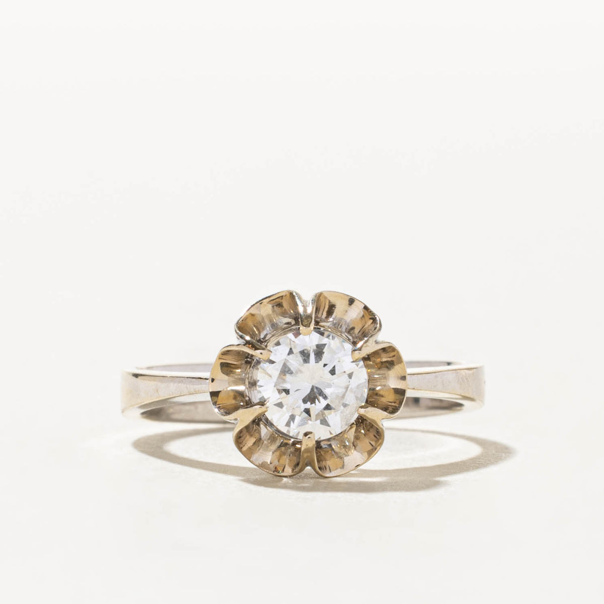 18k Belcher Set Diamond Floral Ring | 0.59ct SI2/I1 G/H | SZ 5.75