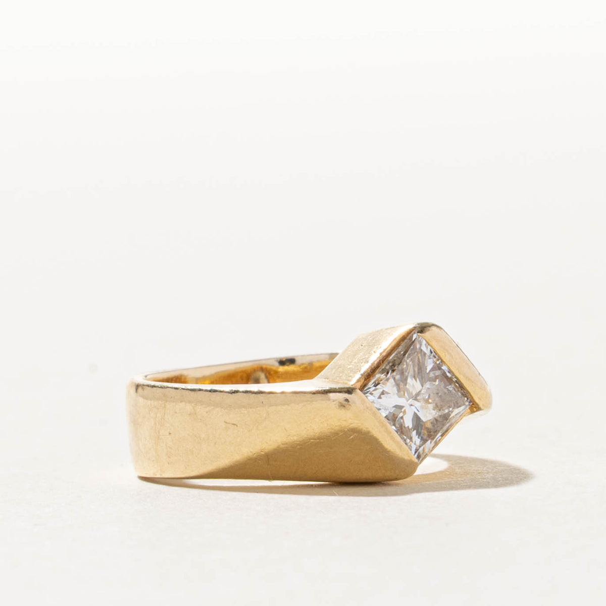 14k Solitaire Compass Set Princess Cut Diamond Ring | 0.75ct SI2 J | SZ 3.75