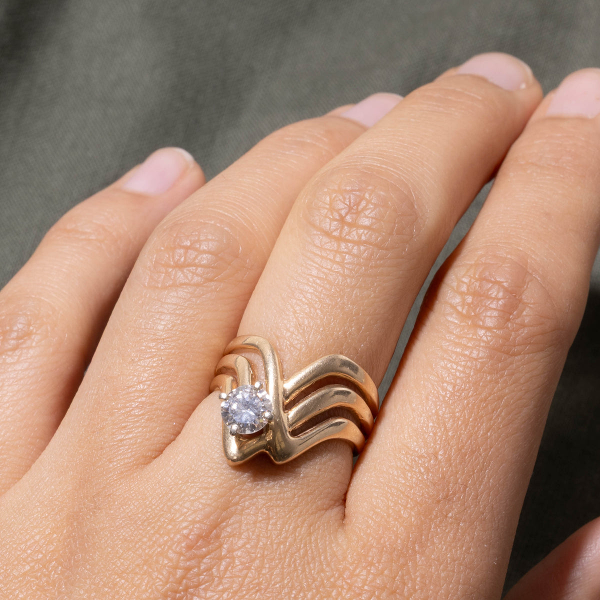 14k Solitaire Diamond Abstract Chevron Ring | 0.76ct SI2 I | SZ 7