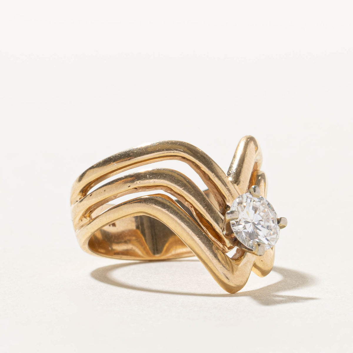 14k Solitaire Diamond Abstract Chevron Ring | 0.76ct SI2 I | SZ 7