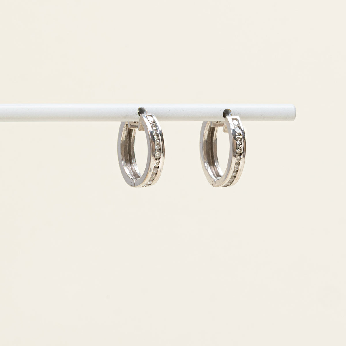 13k Semi Eternity Channel Set Diamond Hoop Earrings | 17mm | 0.60ctw