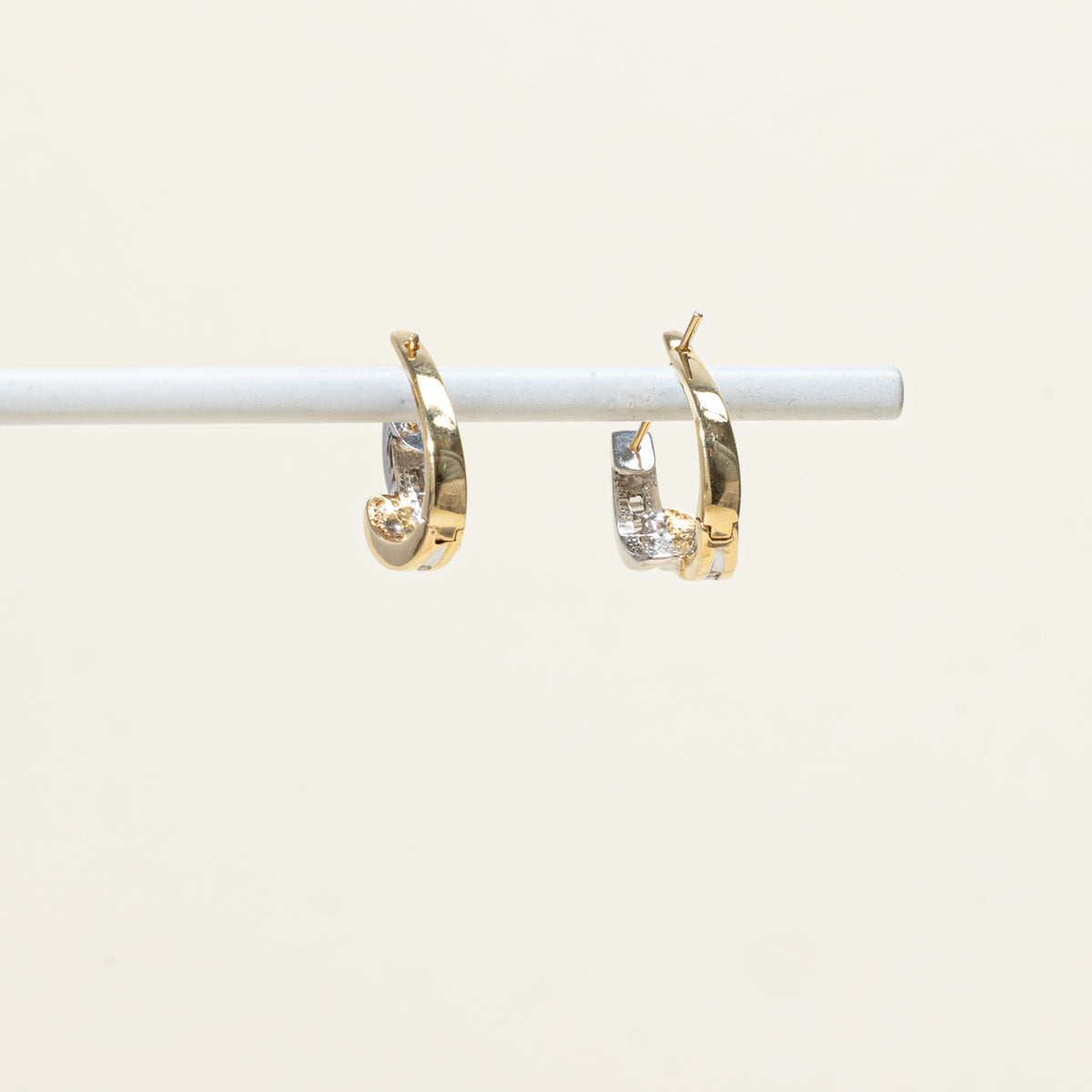 14k Two Tone Mixed Cut Diamond Layered Hoop Earrings | 15.70mm | 0.23ctw