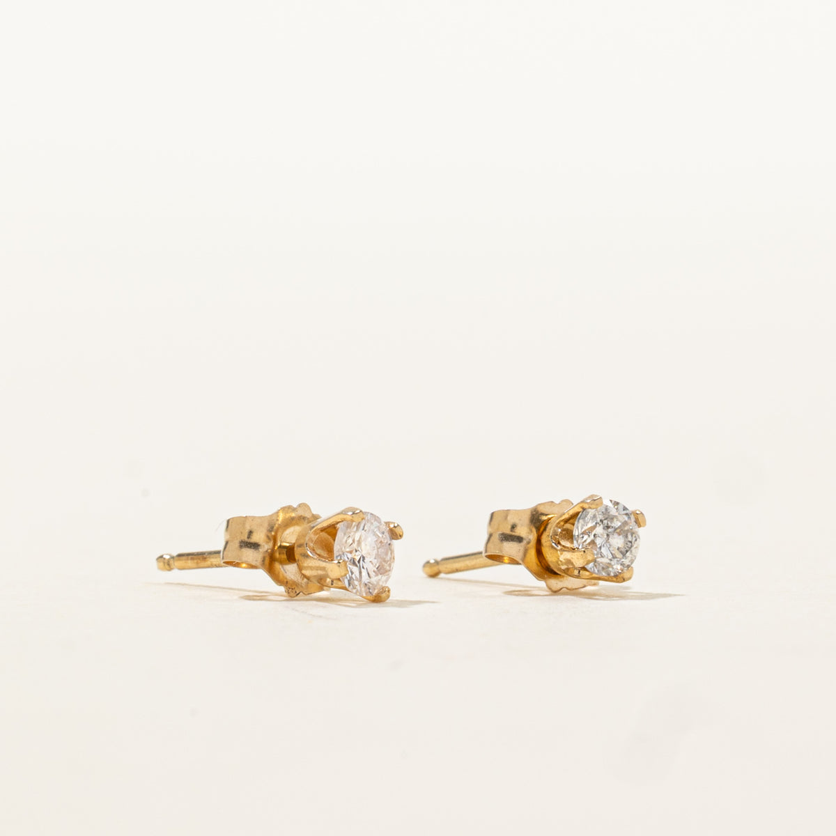14k Solitaire Diamond Studs | 0.23ctw