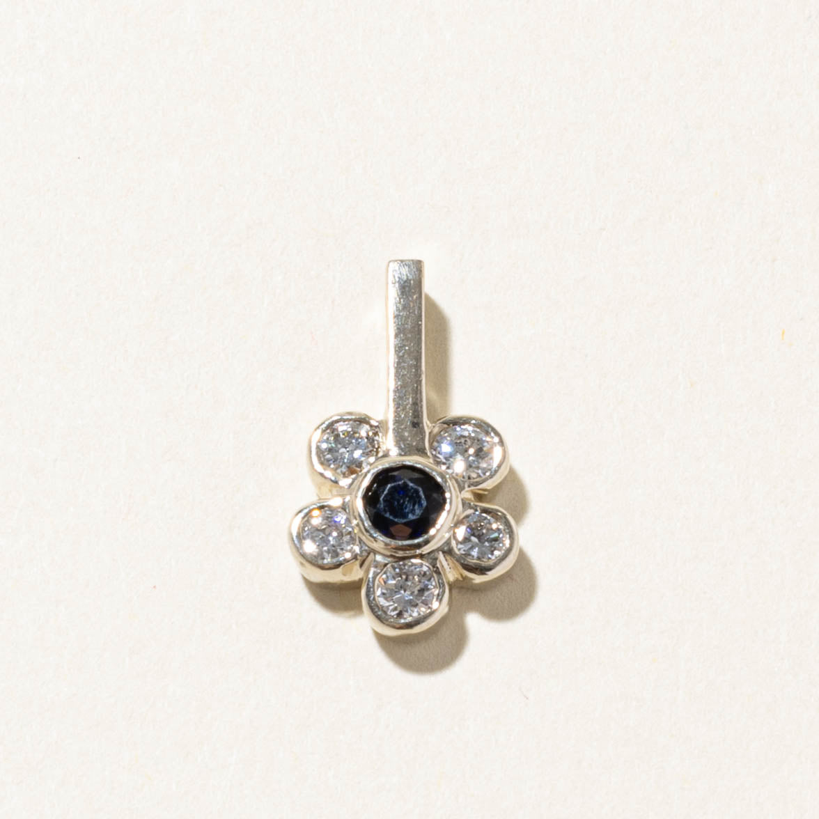 14k Sapphire & Diamond Cluster Flowerd Pendant | 0.35ct, 0.50ctw