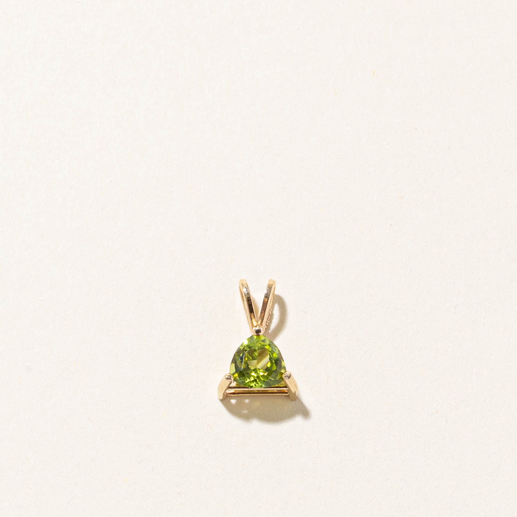 14k Solitaire Trillion Cut Peridot Pendant | 1.00ct