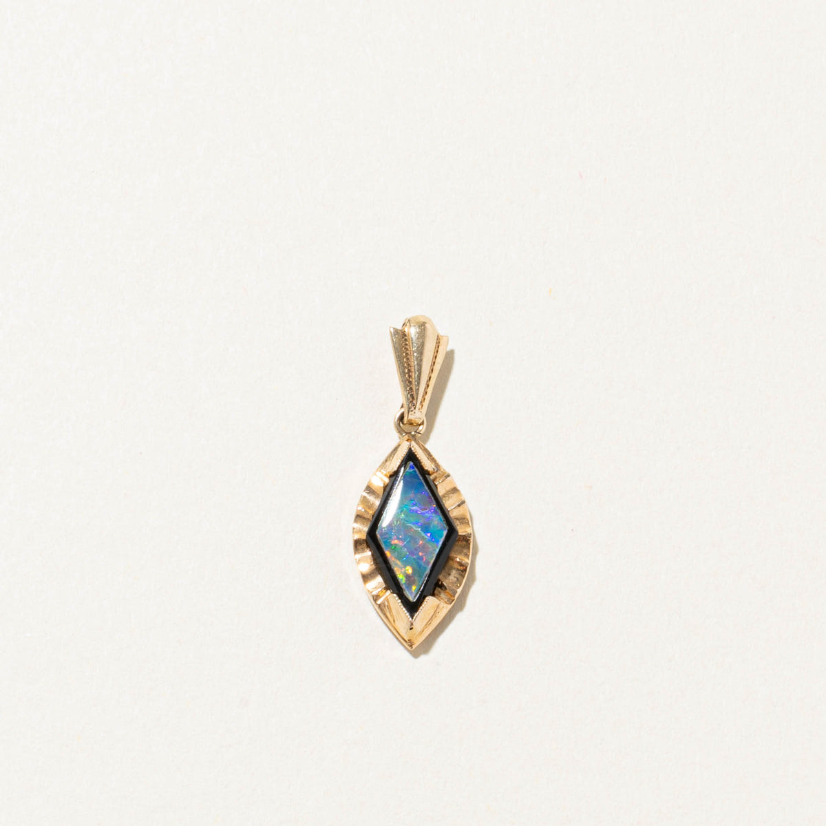 10k Bezel Set Opal Inlay in Onyx Grooved & Enamel Pendant | 2.00ct