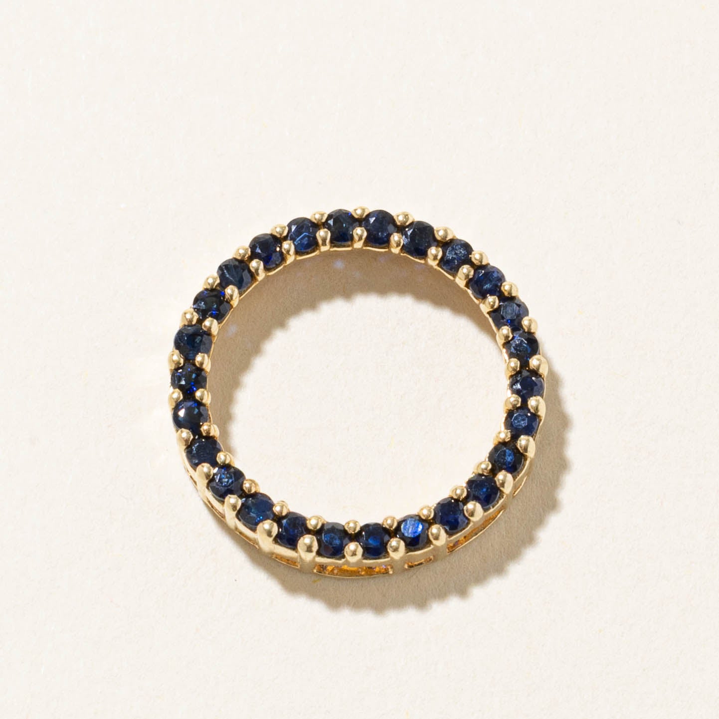 10k Eternity Sapphire Circle Pendant | 1.00ct