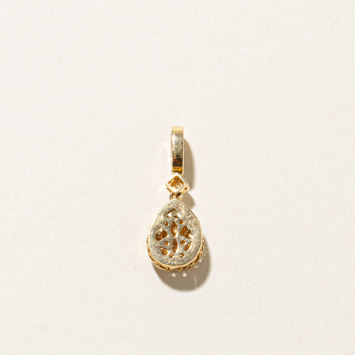 18k Peridot & Diamond Milgrained Teardrop Pendant | 0.20ct, 0.15ctw