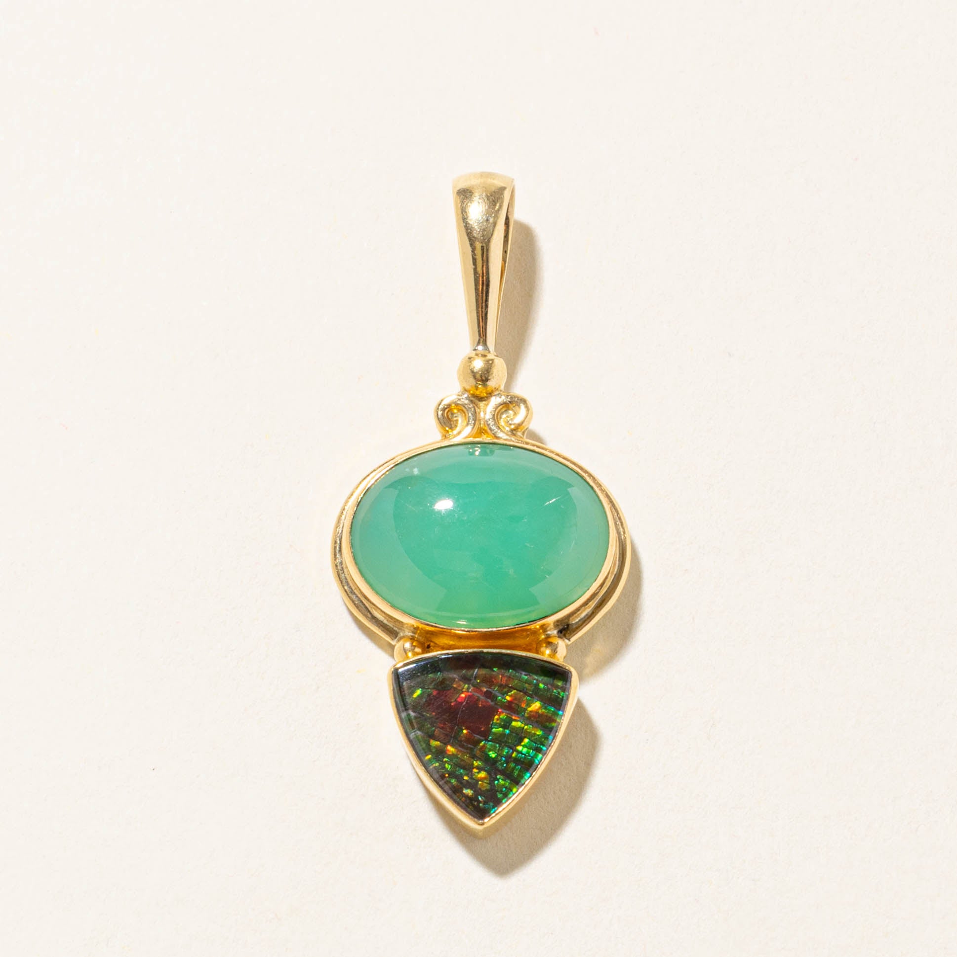 18k Bezel Set Green Onyx & Ammolite Pendant | 5.40ctw