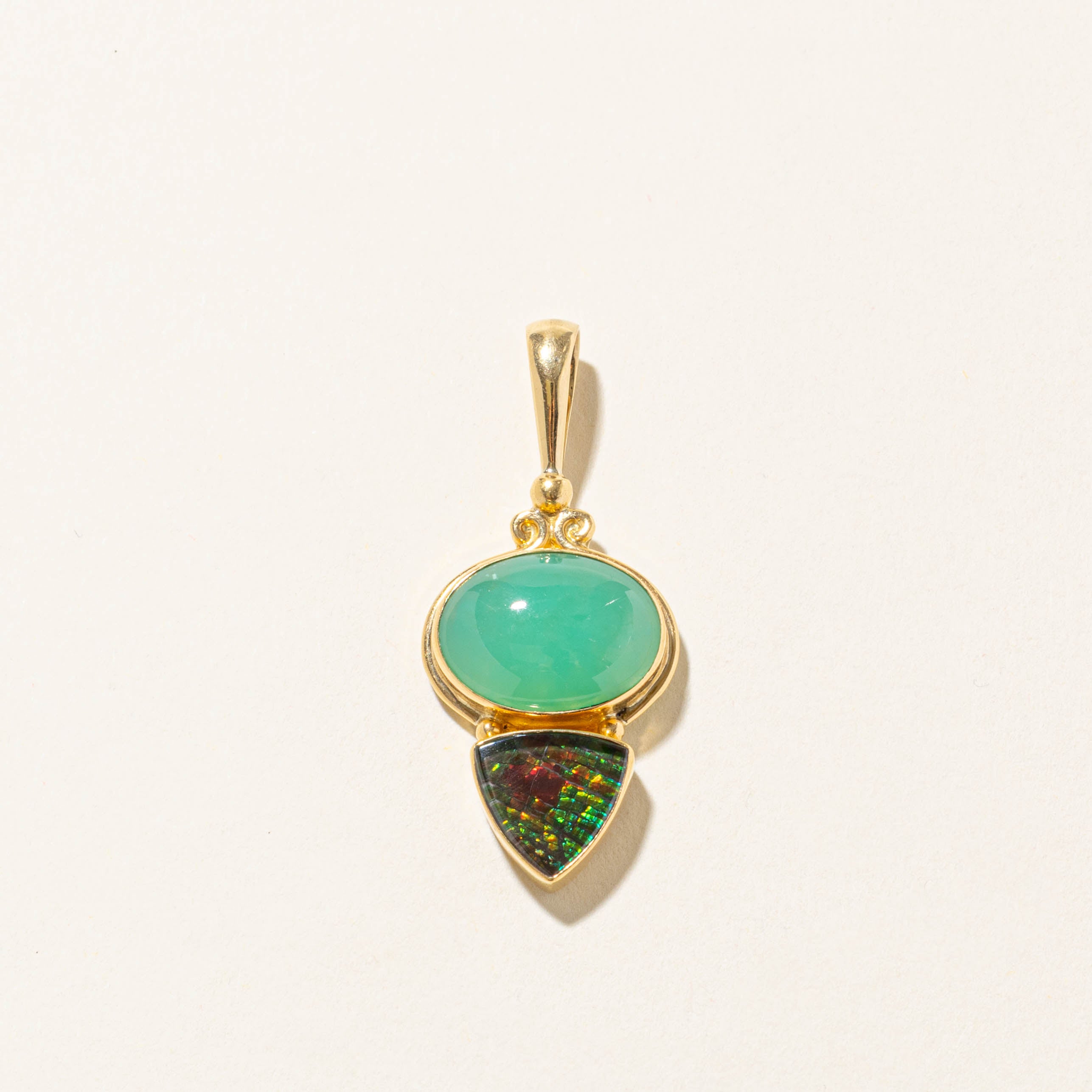 18k Bezel Set Green Onyx & Ammolite Pendant | 5.40ctw