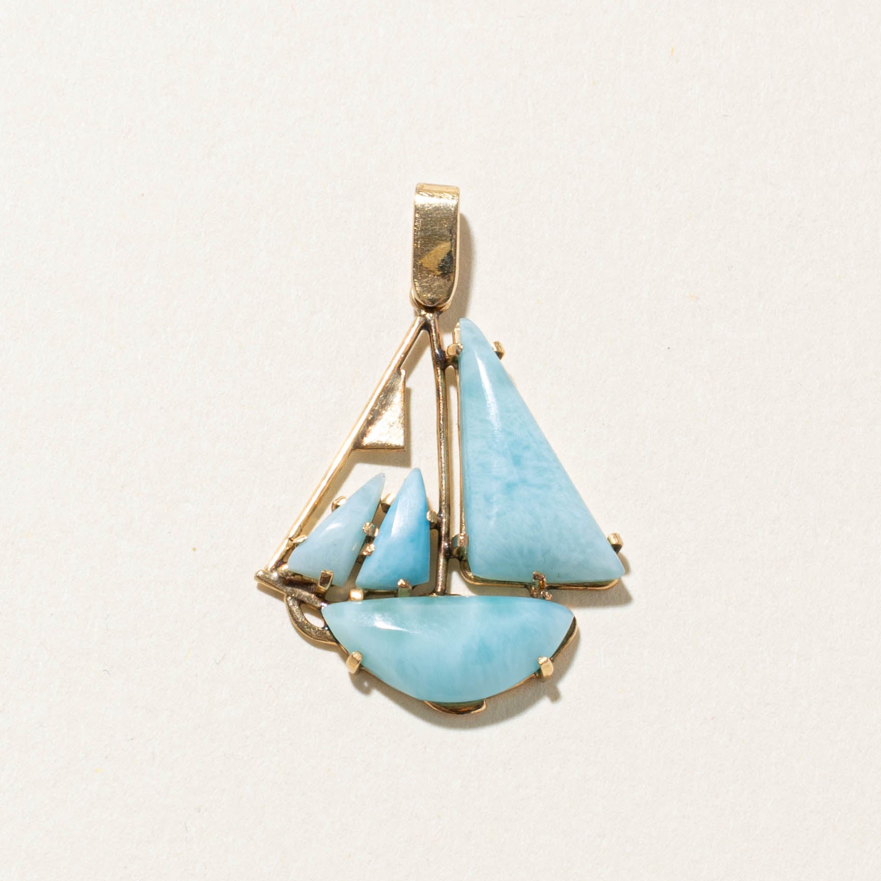10k Larimar Sailboat Pendant | 5.00ct