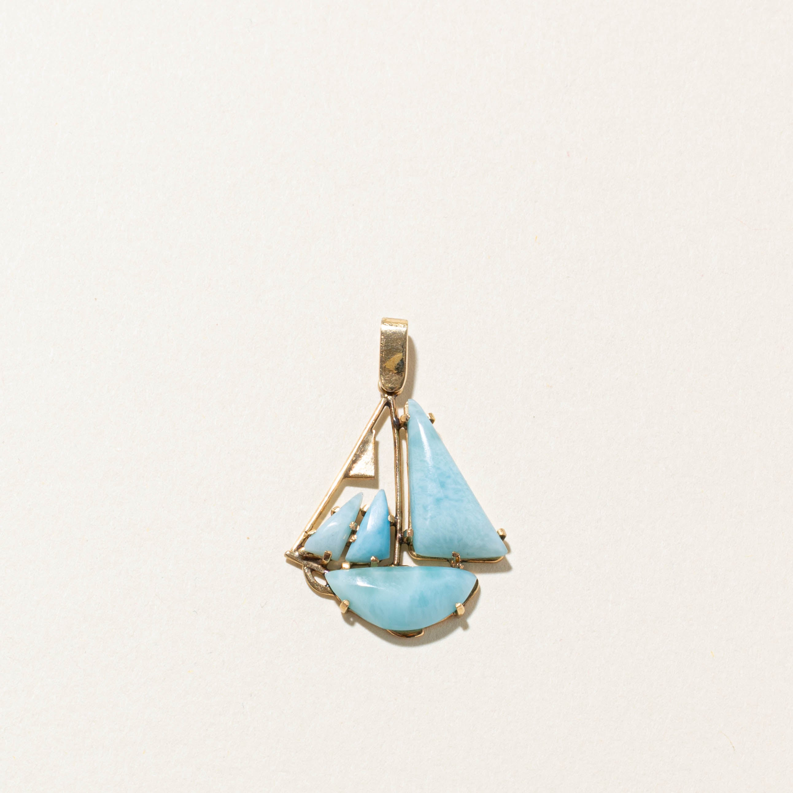 10k Larimar Sailboat Pendant | 5.00ct