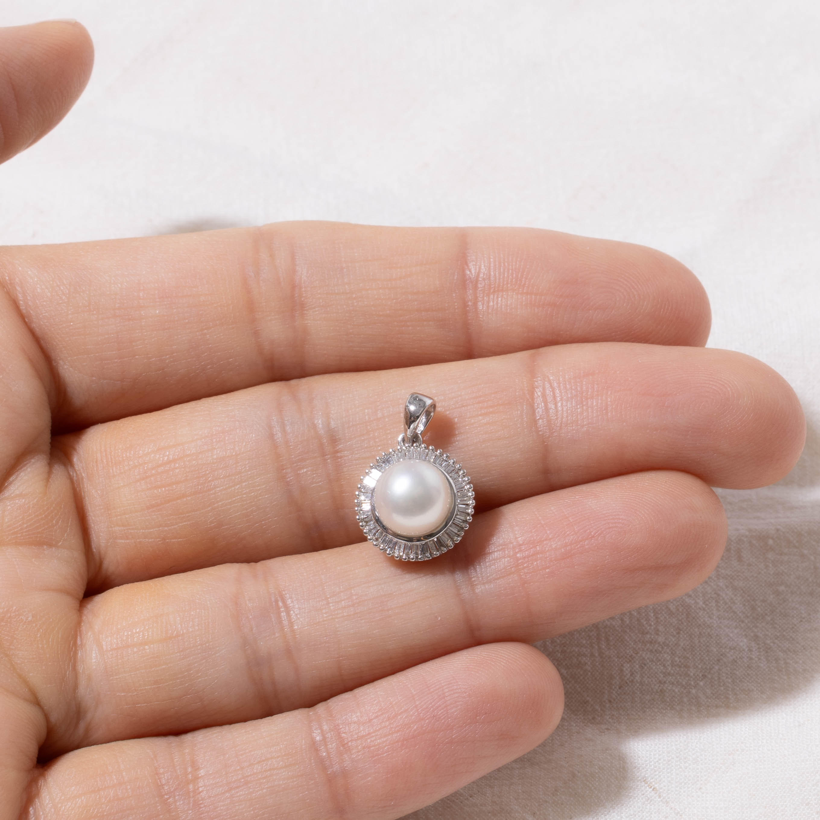 18k Pearl & Baguette Cut Diamond Halo Pendant | 0.05ctw