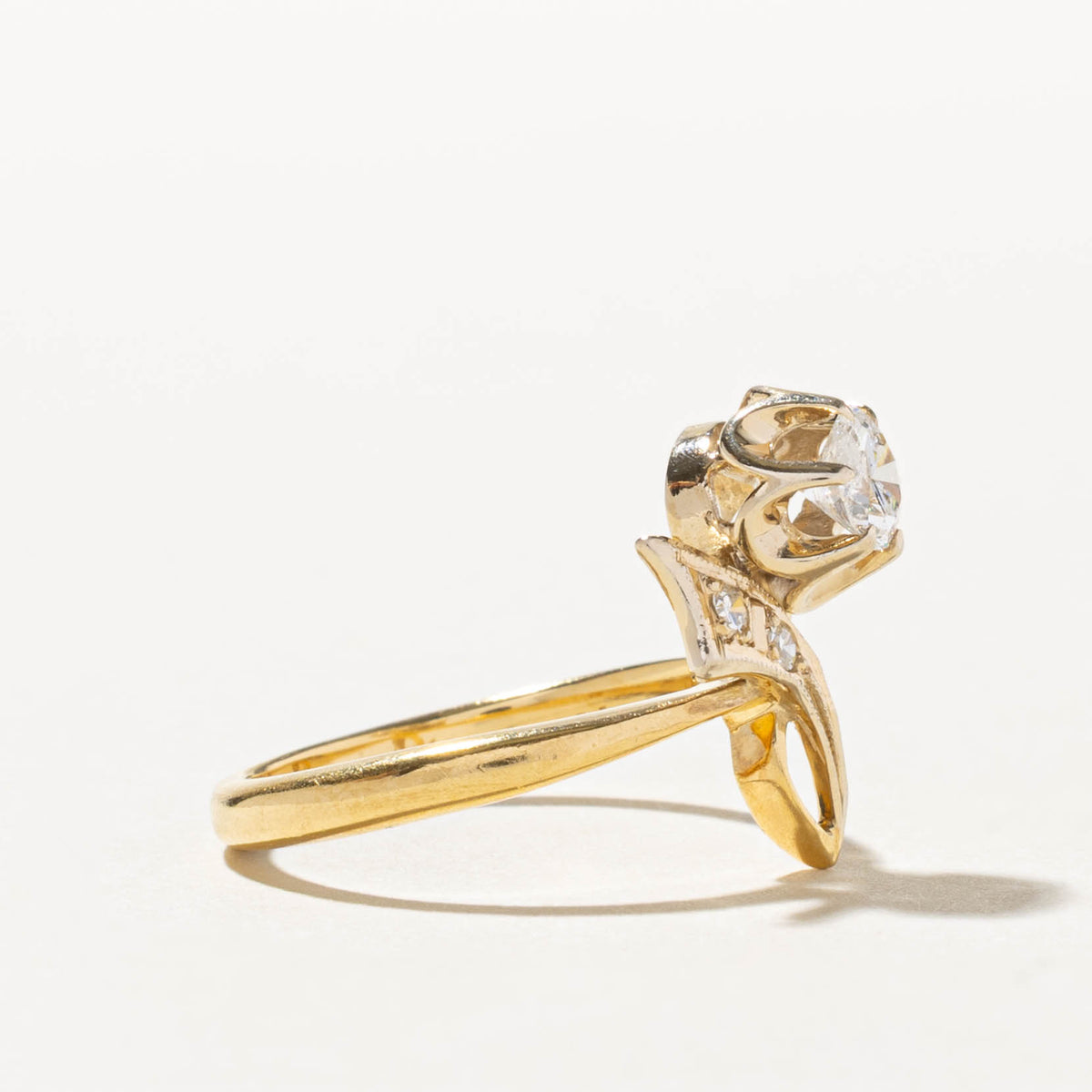 14k Belcher Set Diamond Floral Ring | 0.41ct I1 I, 0.05ctw | SZ 7