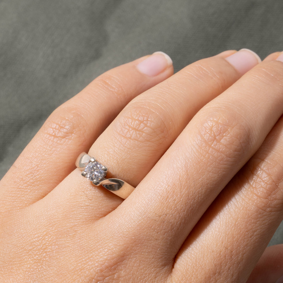 14k Solitaire Diamond Grooved Bypass Ring | 0.52ct SI2/I1 H/I | SZ 5