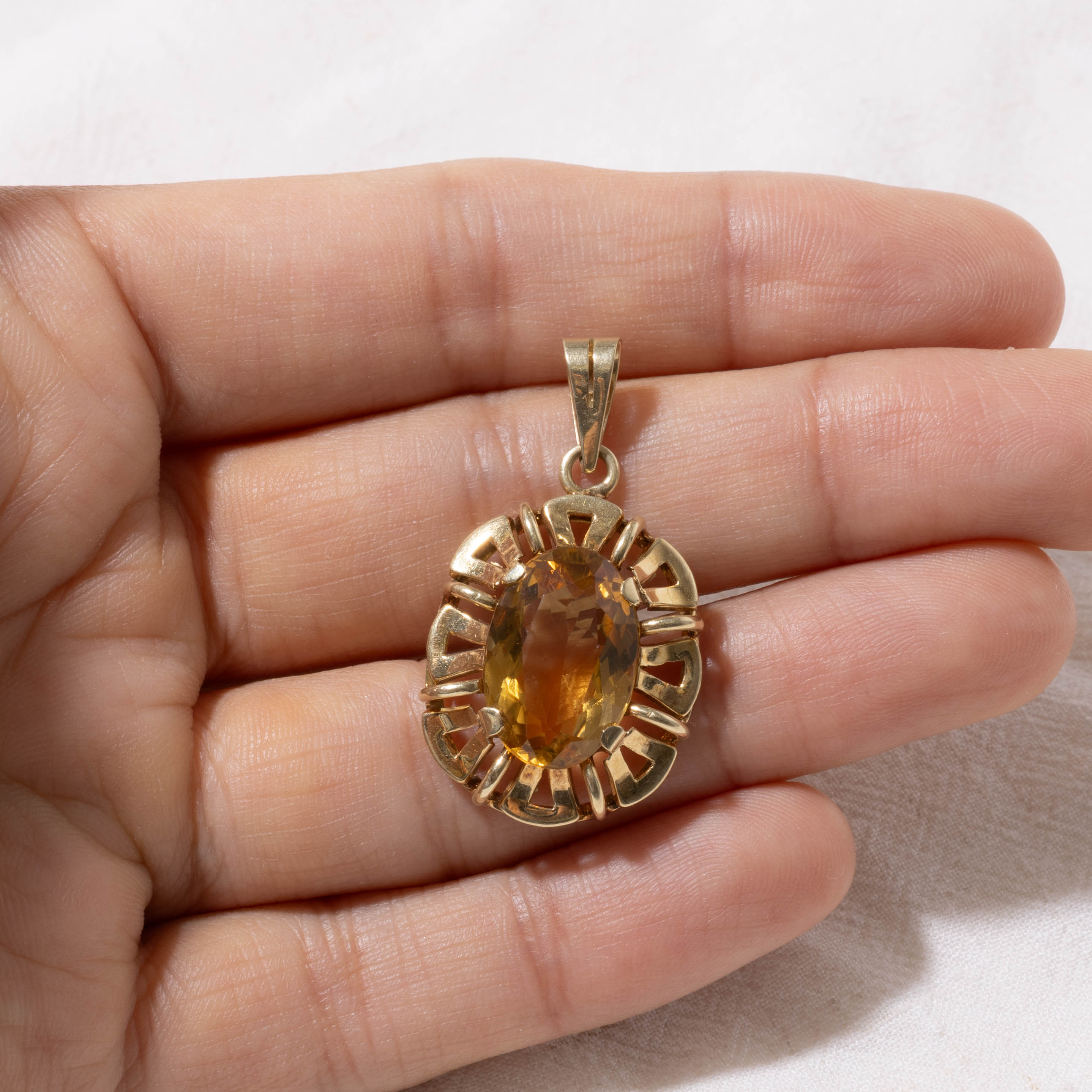 14k Solitaire Citrine Geometric Framed Pendant | 7.00ct