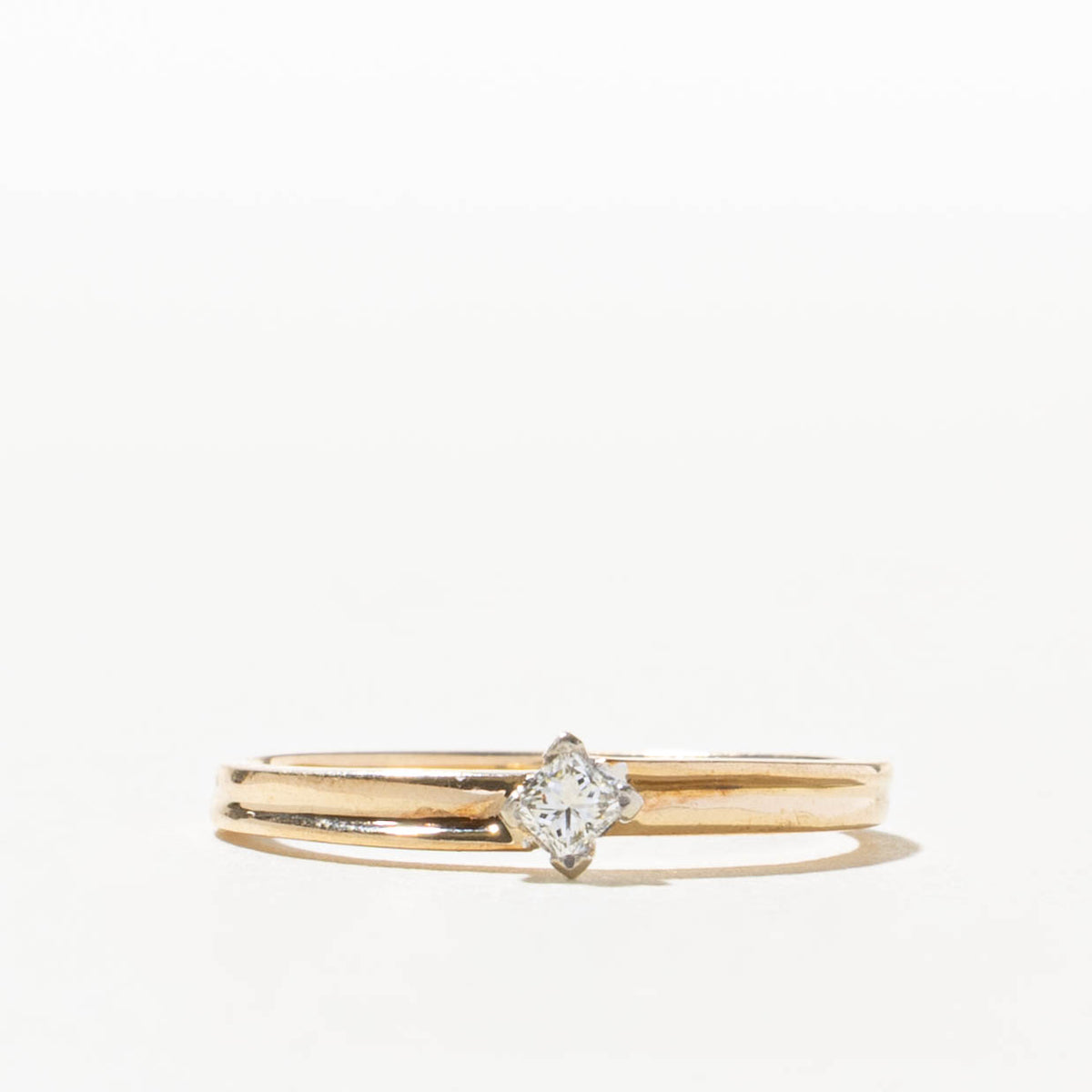 10k Solitaire Princess Cut Petite Ring | 0.16ct | SZ 6.25