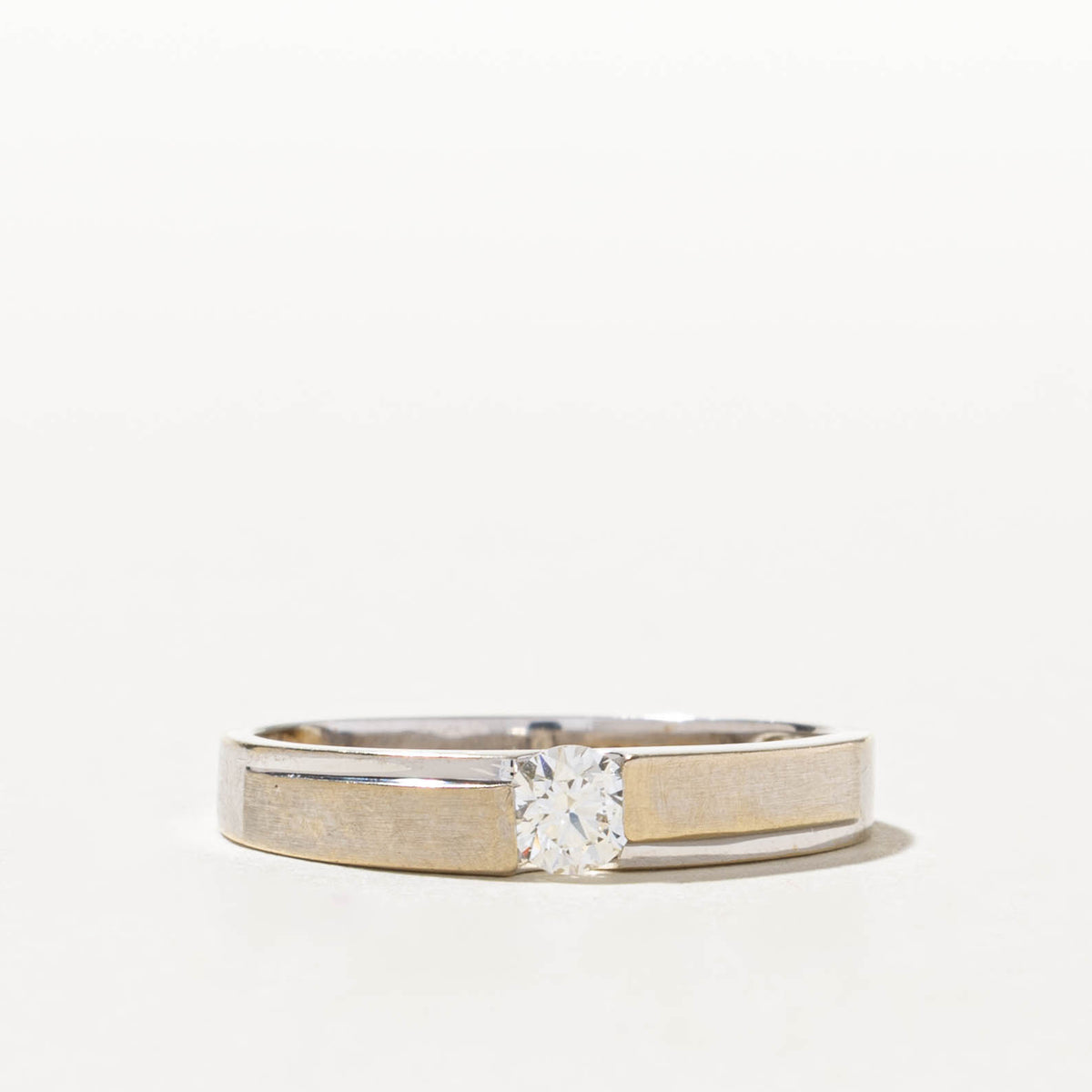 18k Solitaire Diamond Matte Grooved Ring | 0.25ct | SZ 8