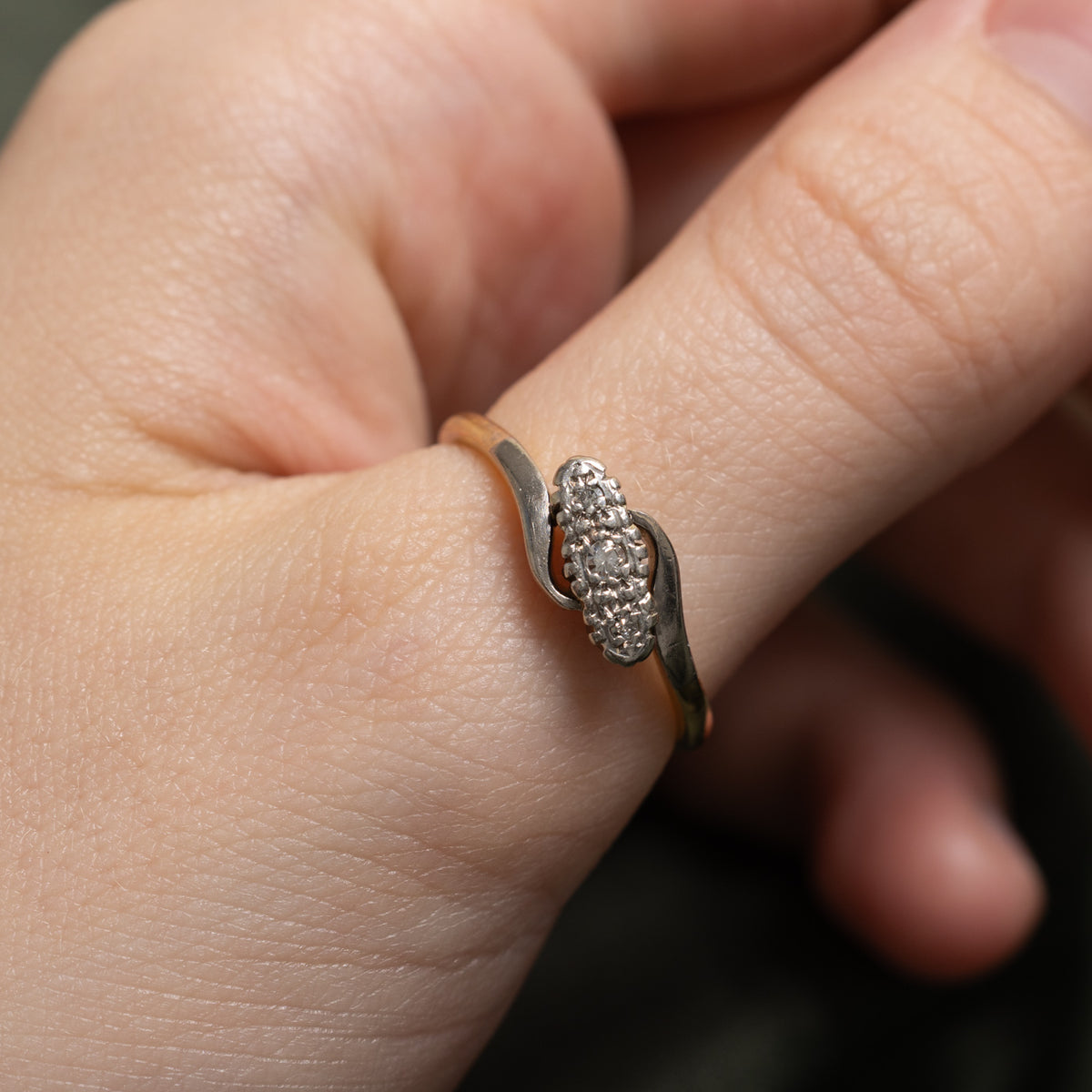 18k Two Tone Illusion Set Diamond Cluster Bypass Ring | SZ 9.25