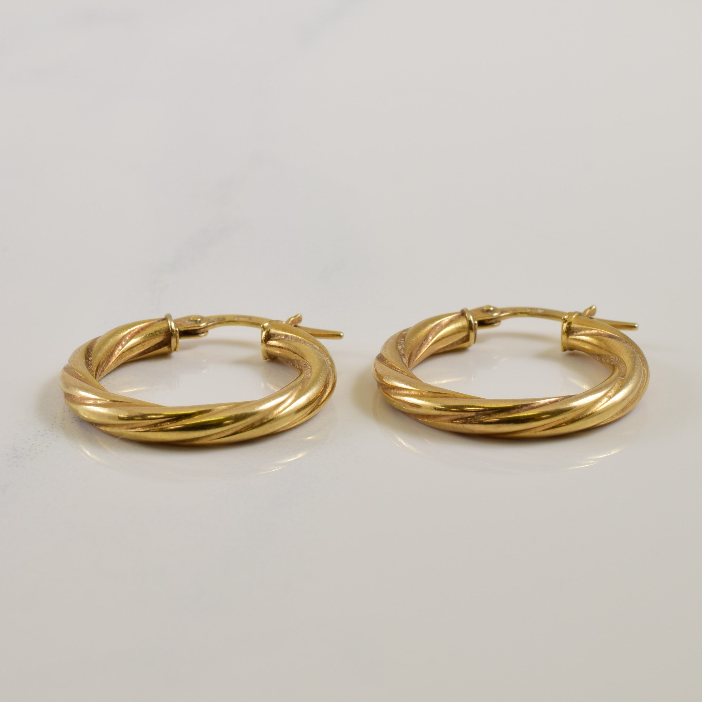 10k Yellow Gold Hoop Earrings |