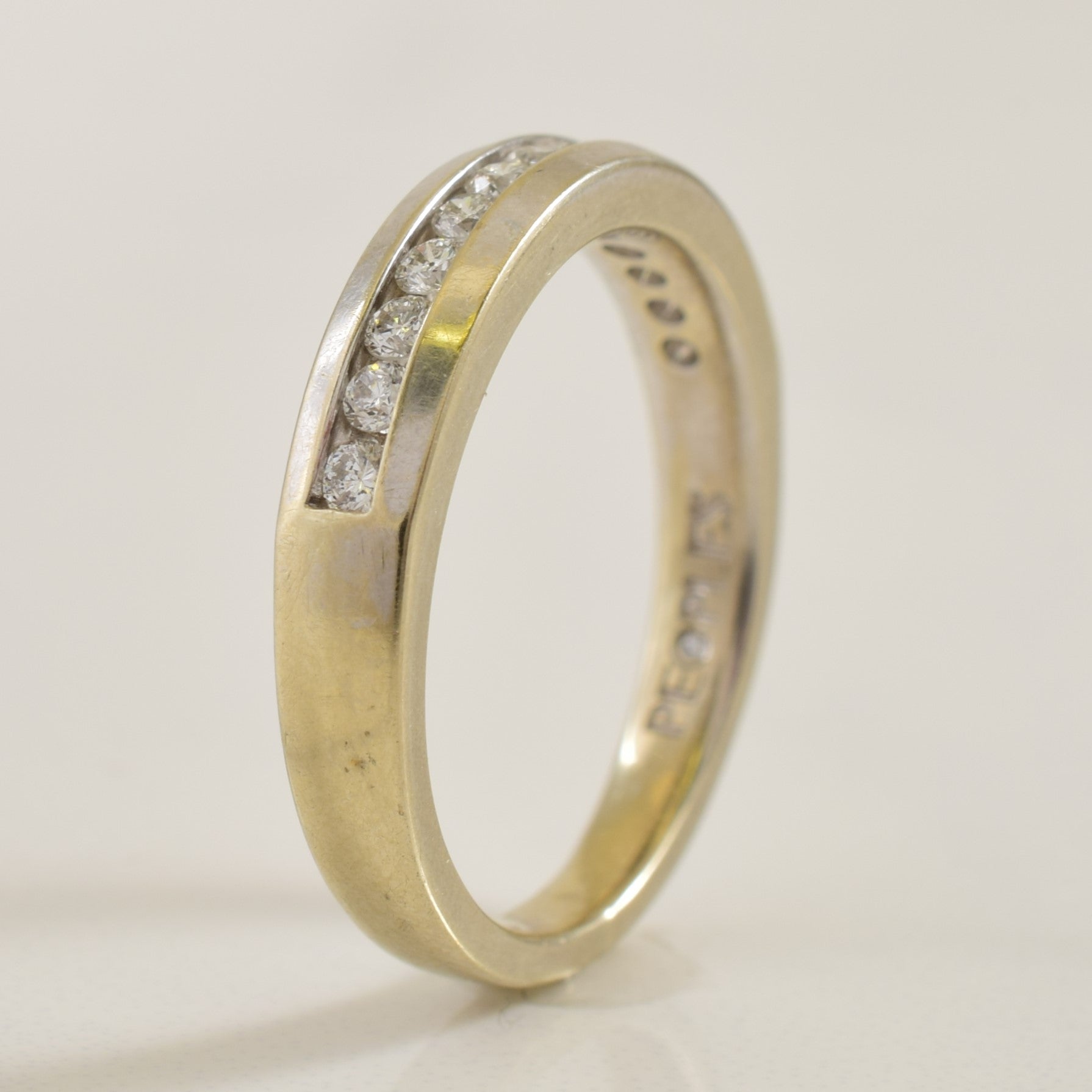 Channel Set Diamond Ring | 0.27ctw | SZ 6 |