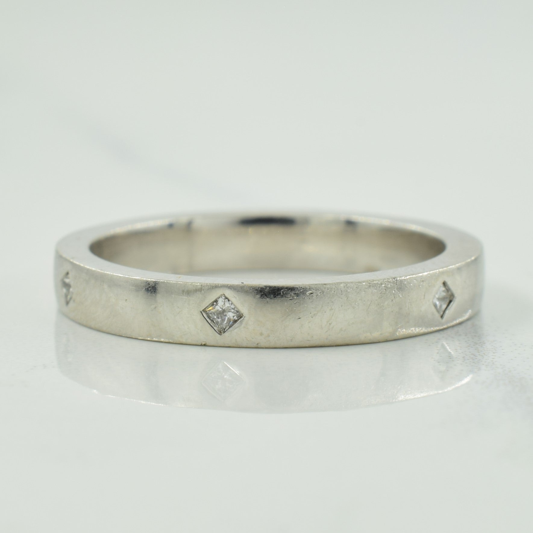 Platinum Diamond Band | 0.15ctw | SZ 6 |