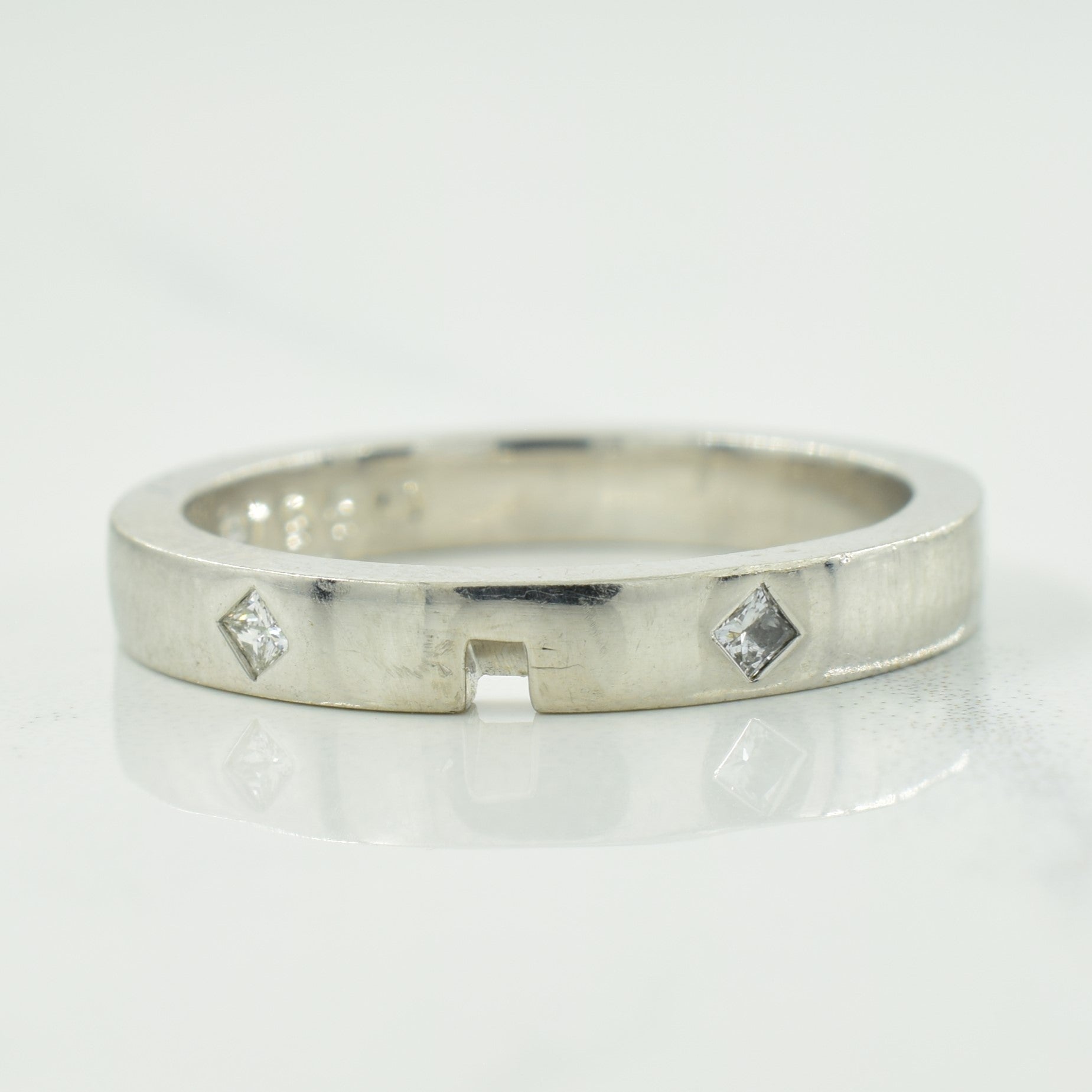 Platinum Diamond Band | 0.15ctw | SZ 6 |