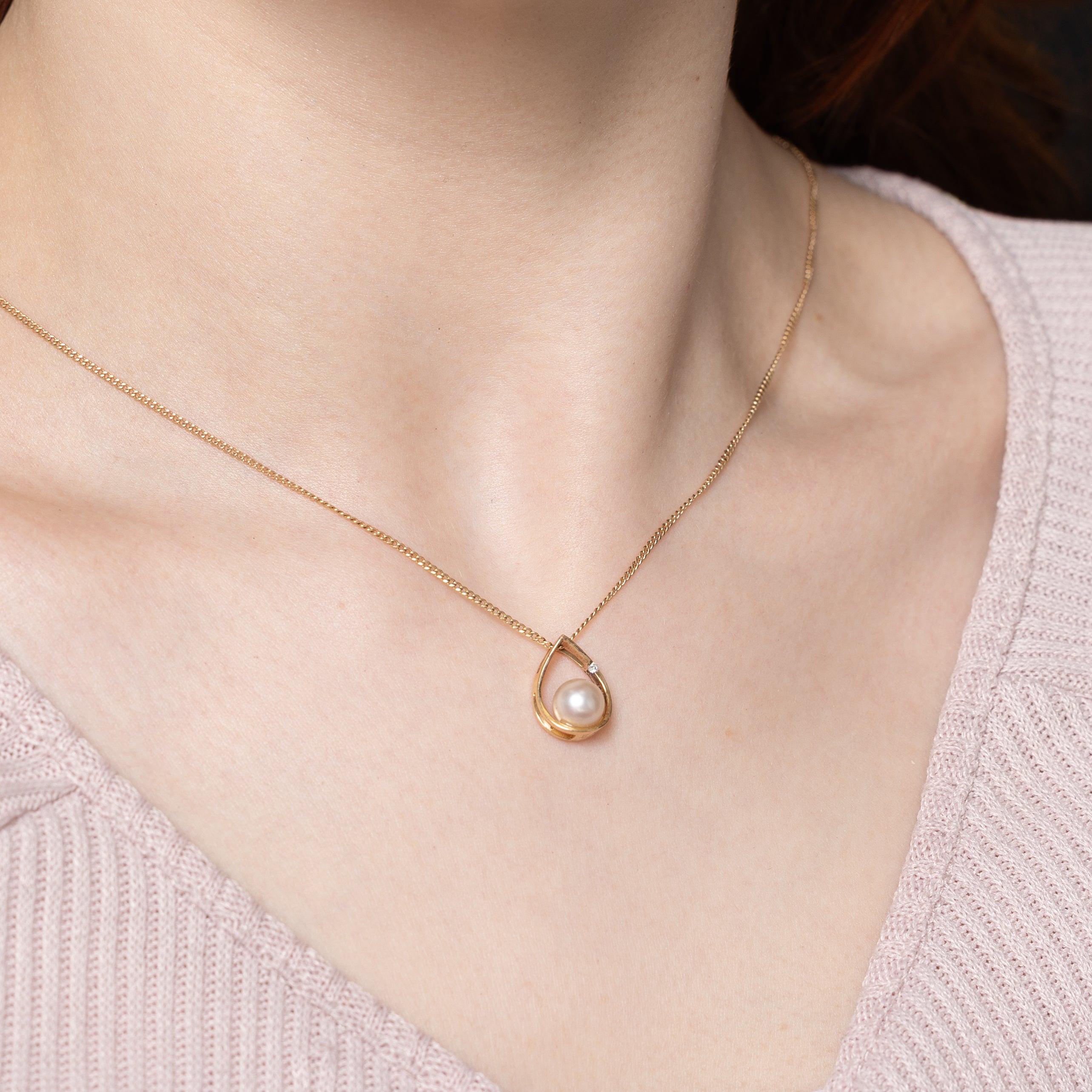 Pearl & Diamond Pear Shaped Pendant | 0.01ct |