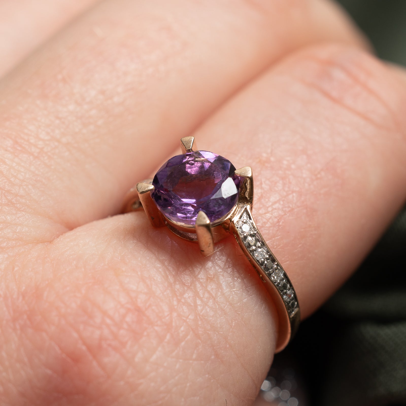 Round Amethyst & Diamond Bypass Ring | 1.60ct, 0.05ctw | SZ 6.75 |