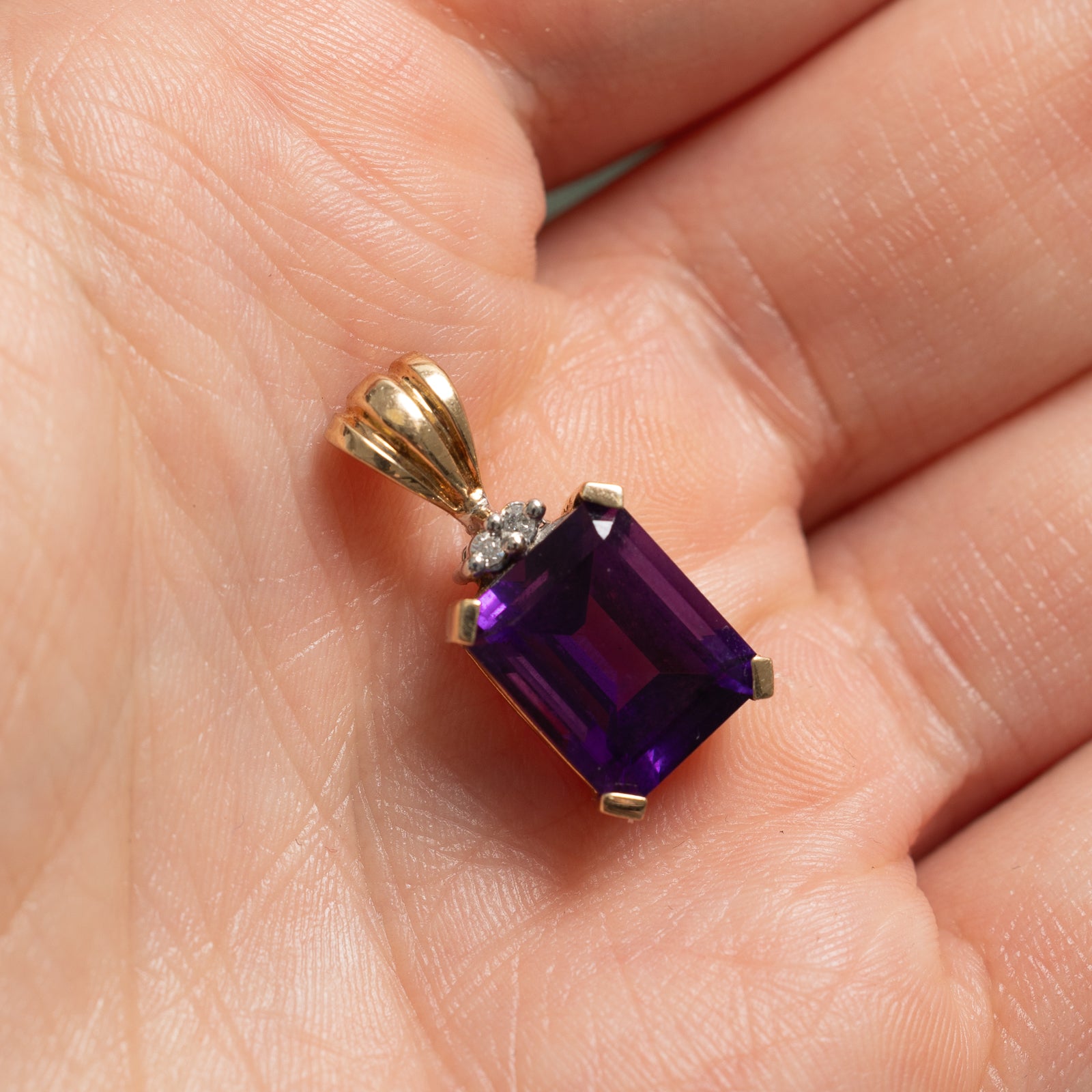 Pendentif en améthyste et diamants | 5,00 ct, 0,03 ct au total |